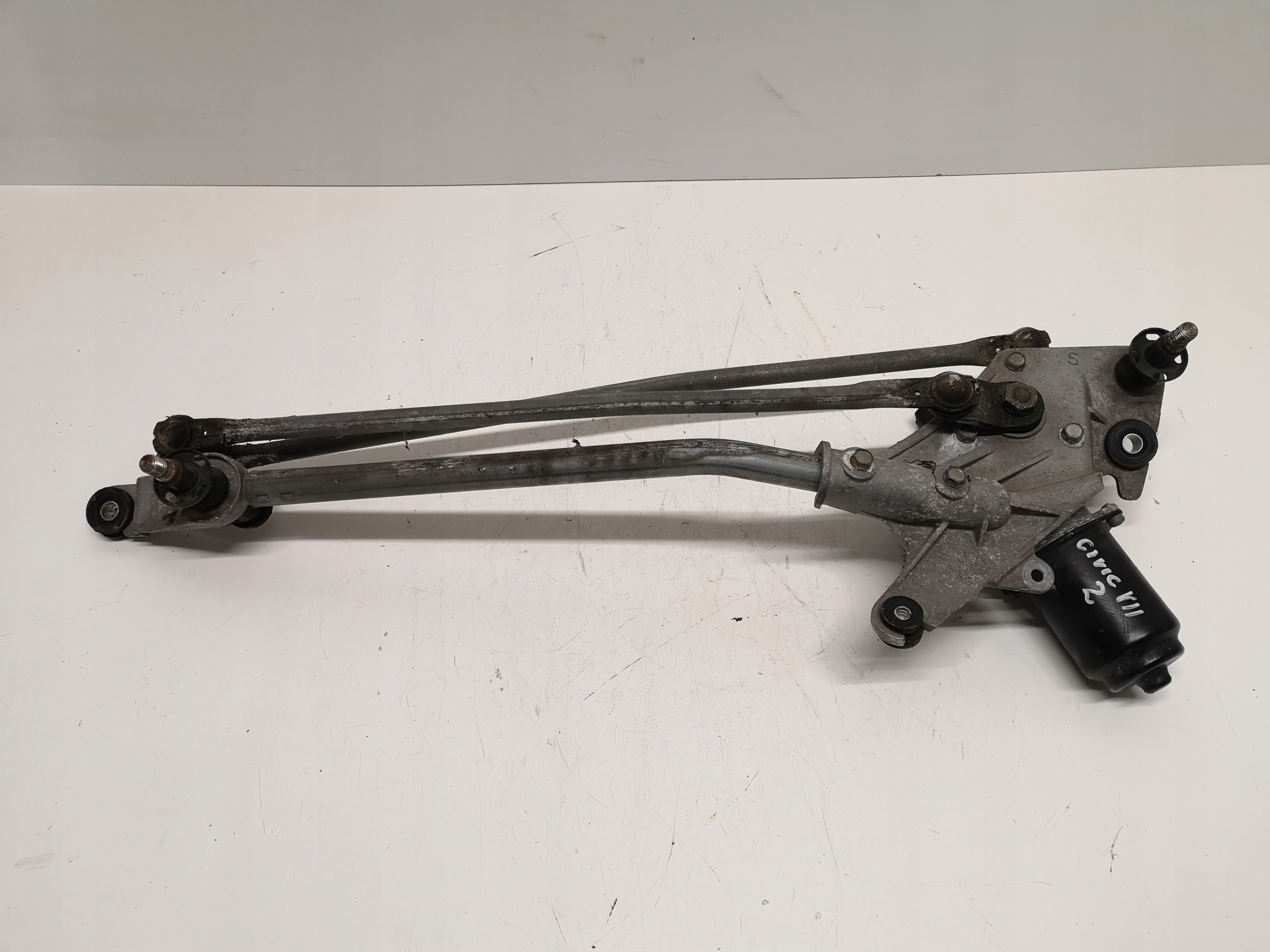 CIVIC VII 7 SEDAN 04-06 MECHANIZM WYCIERACZEK