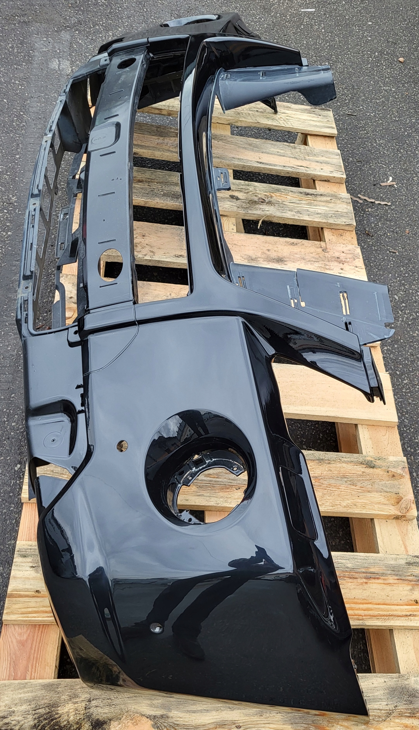 front bumper console RAMA front MERCEDES ML W164 LIFT AMG black C197