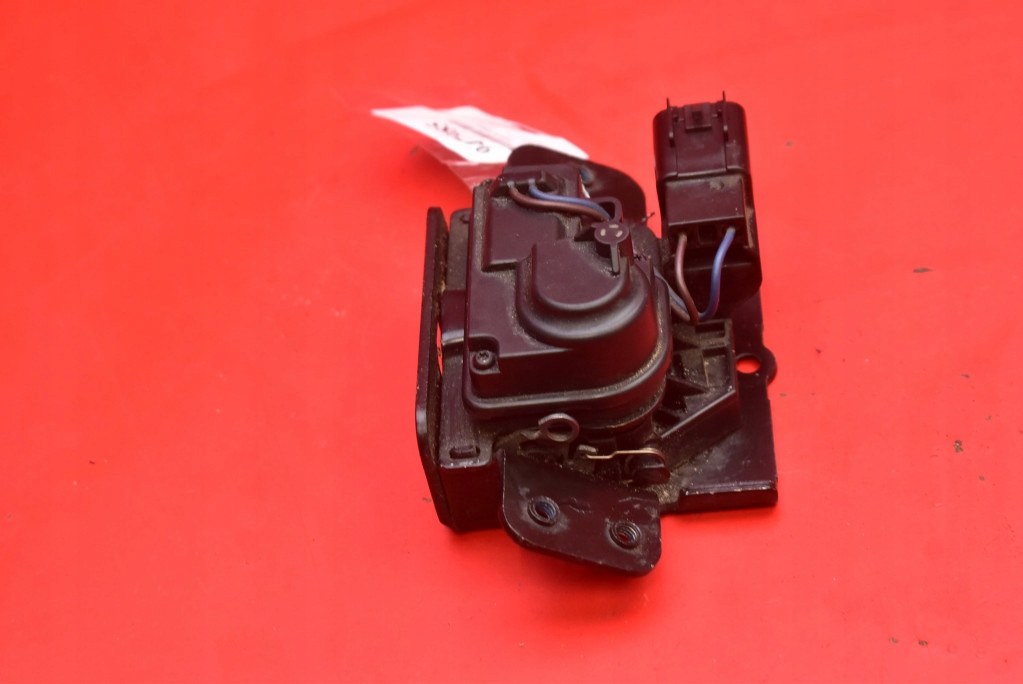 lock bonnet rear part boot SATURN VUE 2 II 07-10