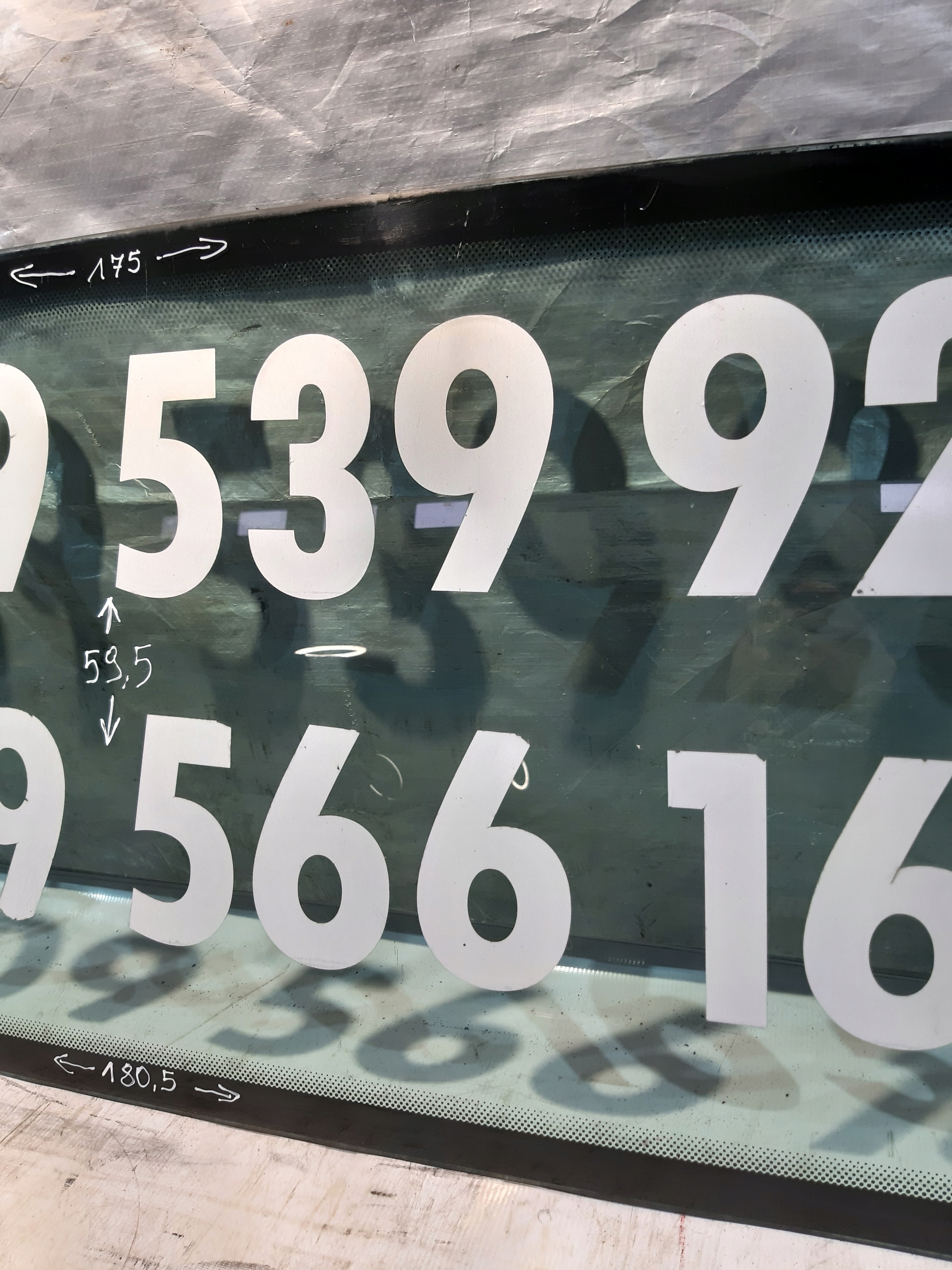 ABLAK hátso far AUTOBUS ISUZU TURQUOISE