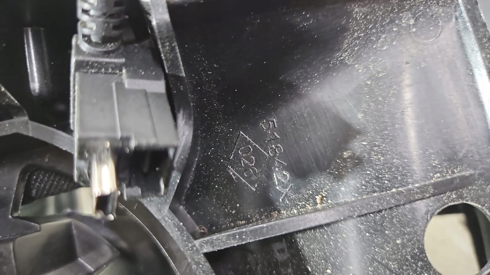 механизм подлокотника renault SCENIC