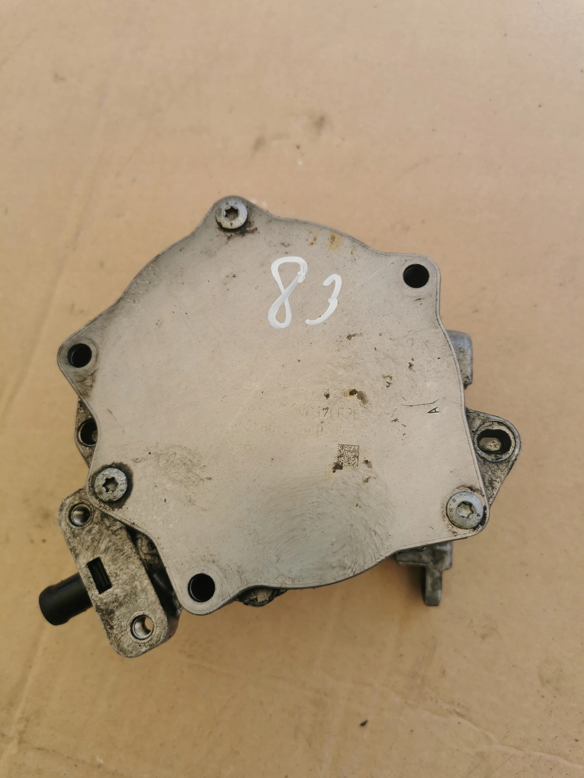 AUDI VW A4 B8 A5 Q5 A3 8P 06J145100C WACUM VACUM Pompa