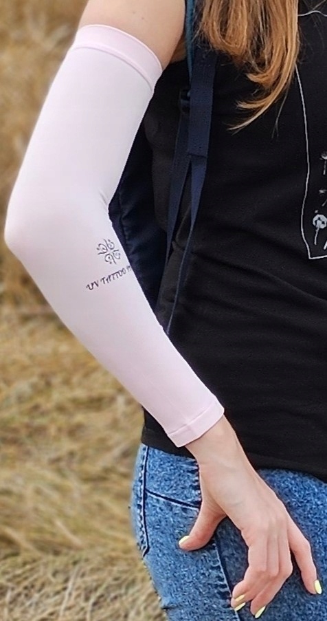 RĘKAW OCHRONNY ZAKRYWAJĄCY TATUAŻ OCHRONA UV BLACK Model PINK01