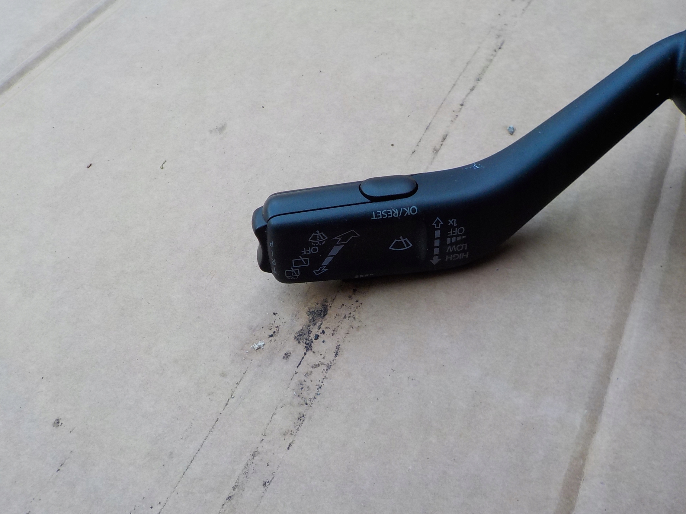 DEVIO LUCI TERGICRISTALLO TERGI DEVIO LUCI DEVIO vw passat b6 3C5953513Q