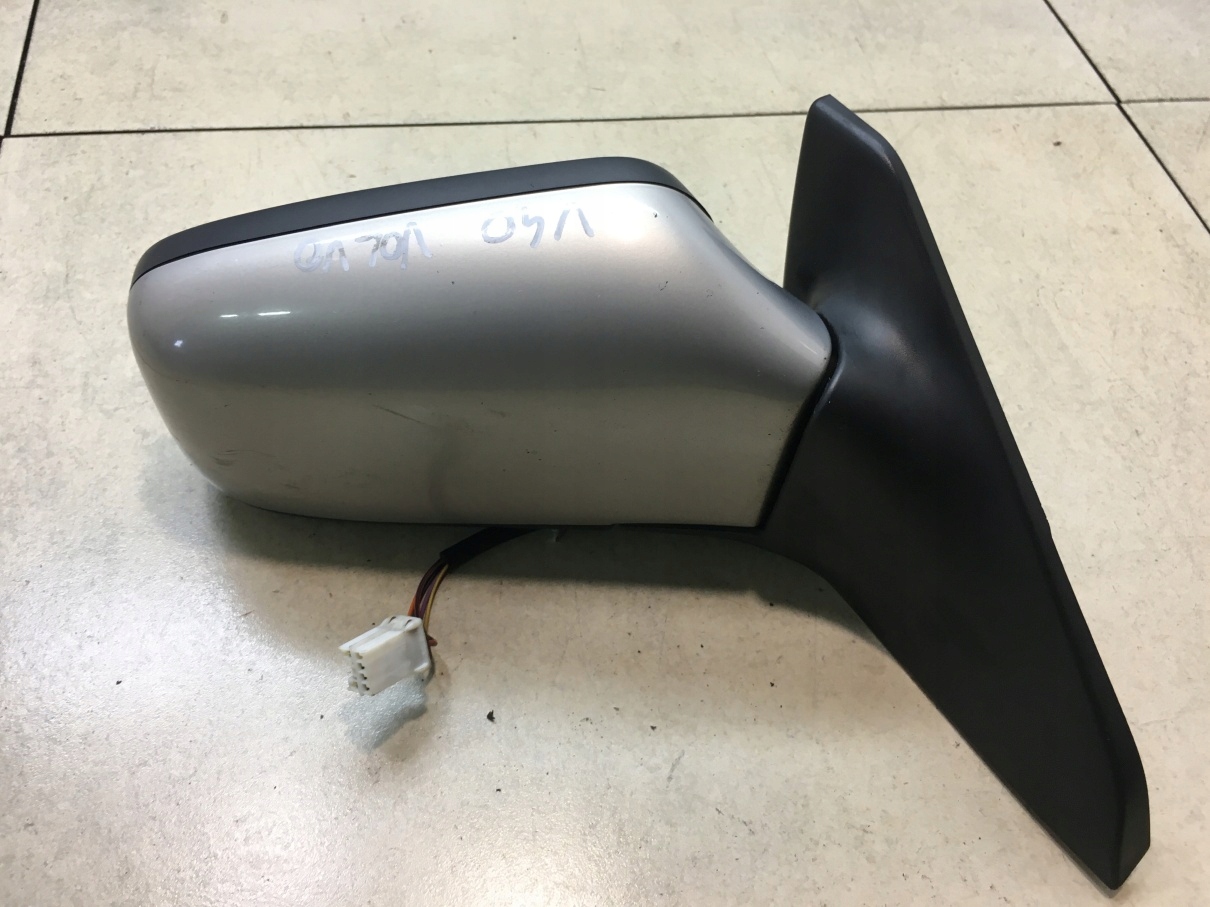 зеркало правое volvo V40 2.0 16V