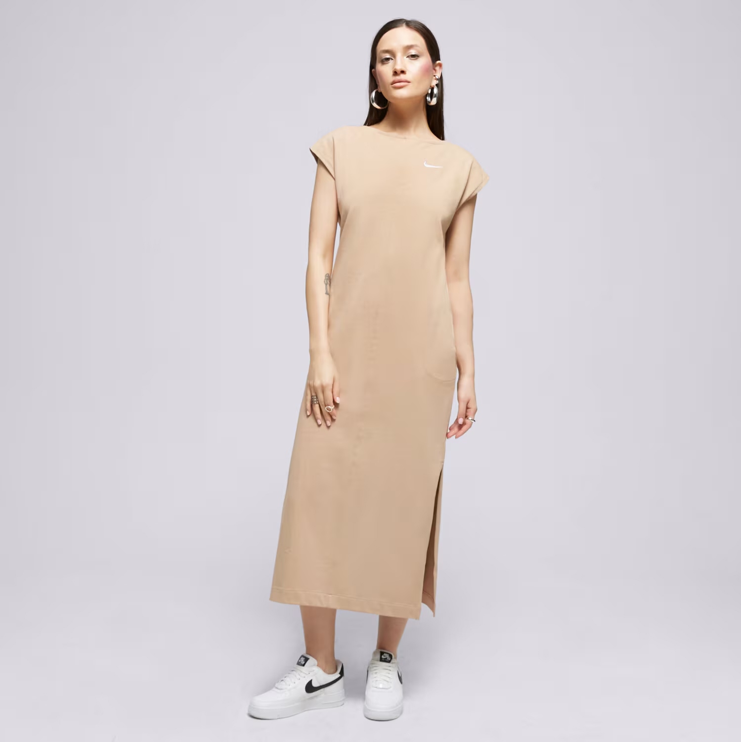 Šaty Nike S