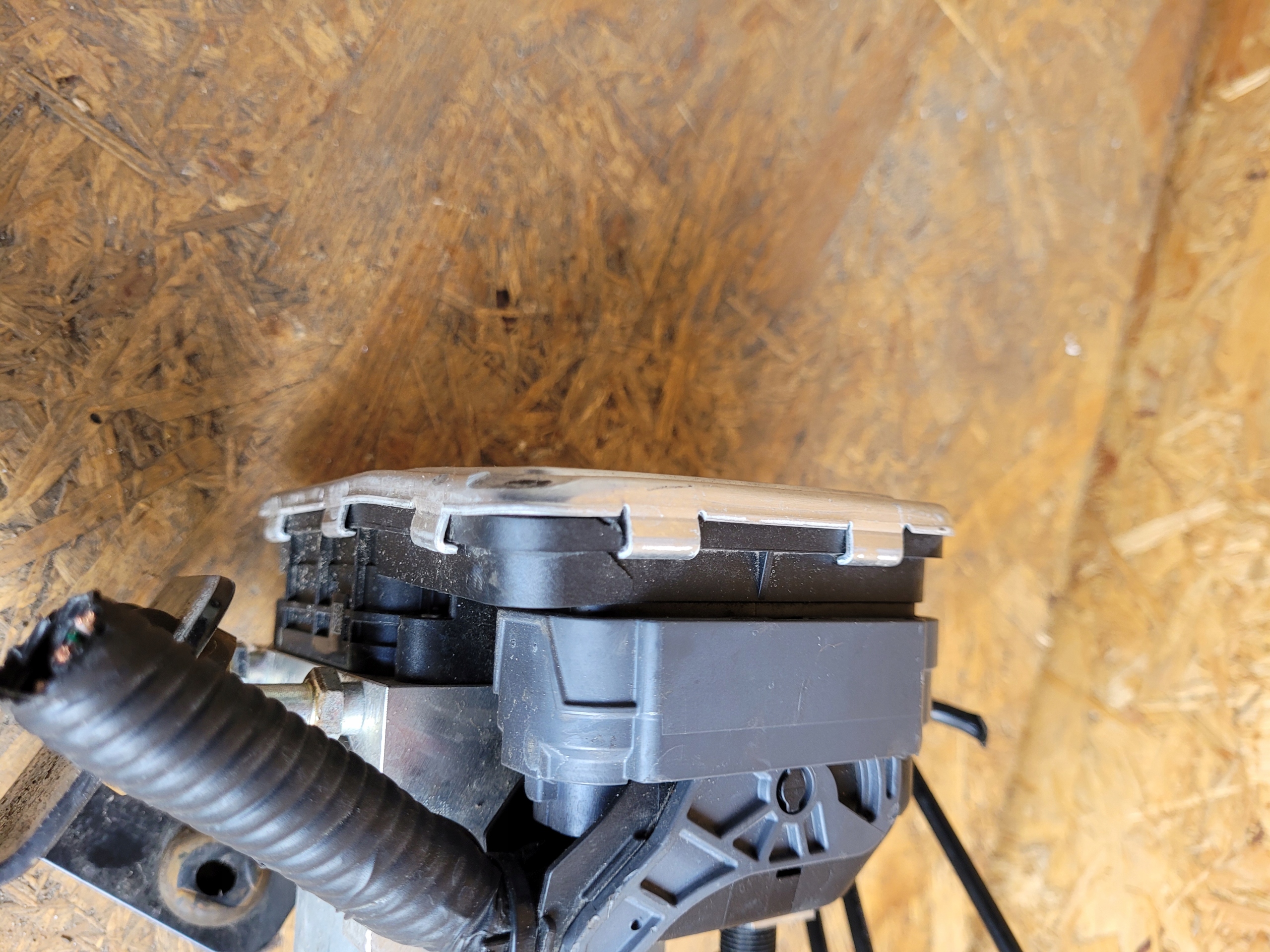 pump ABS brake HYUNDAI KONA 58900-j9100