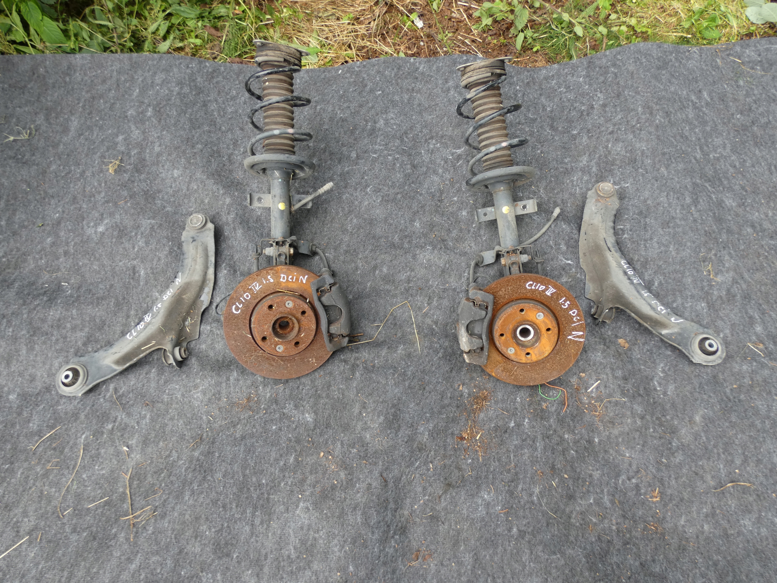 RENAULT CLIO IV CAPTUR arm left right ORZOD front