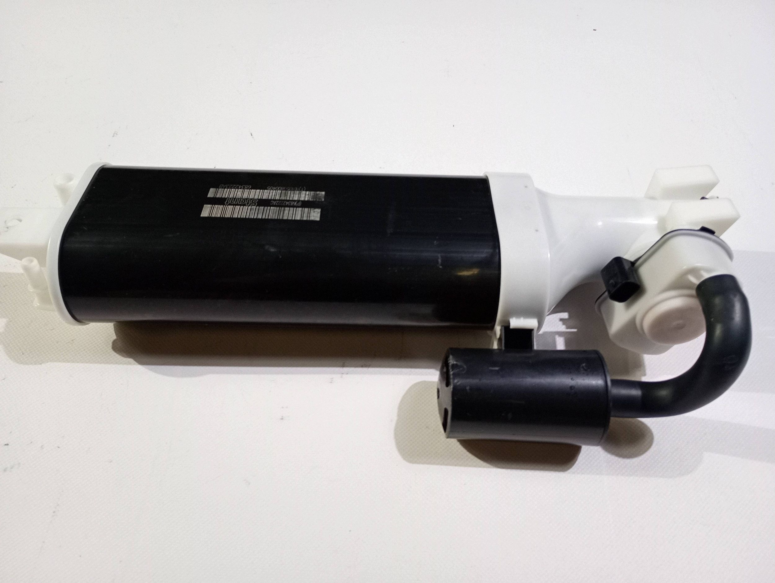 karbonski filter oparow goriva evap Dodge Charger Challenger 2015