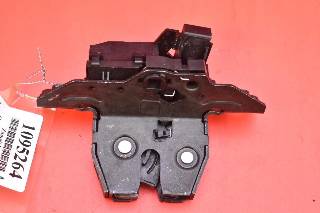 lock bonnet rear part boot 13524683 OPEL INSIGNIA B 5D HB 17-20