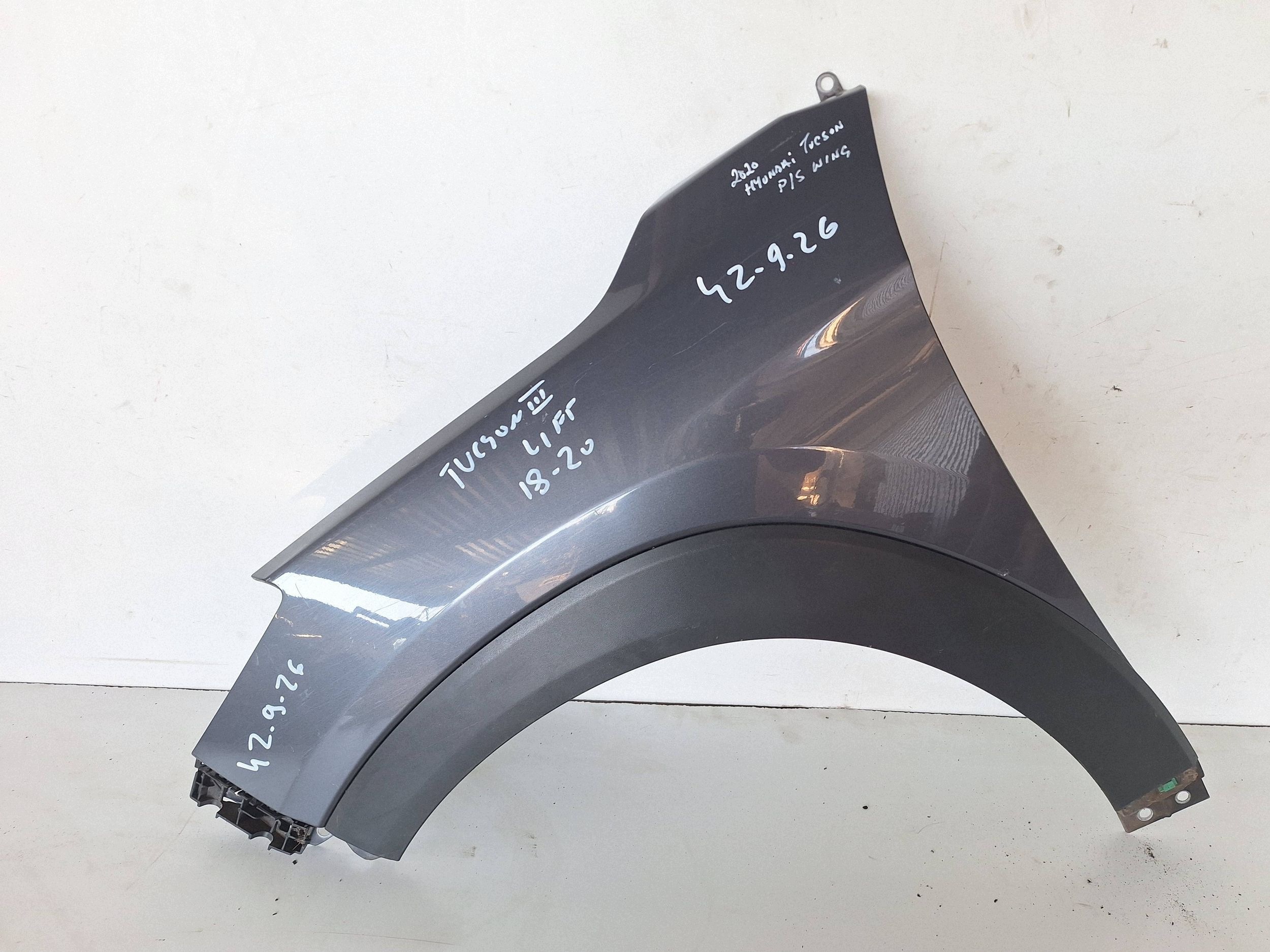 HYUNDAI TUCSON III LIFT 18-20 BOTNIK left