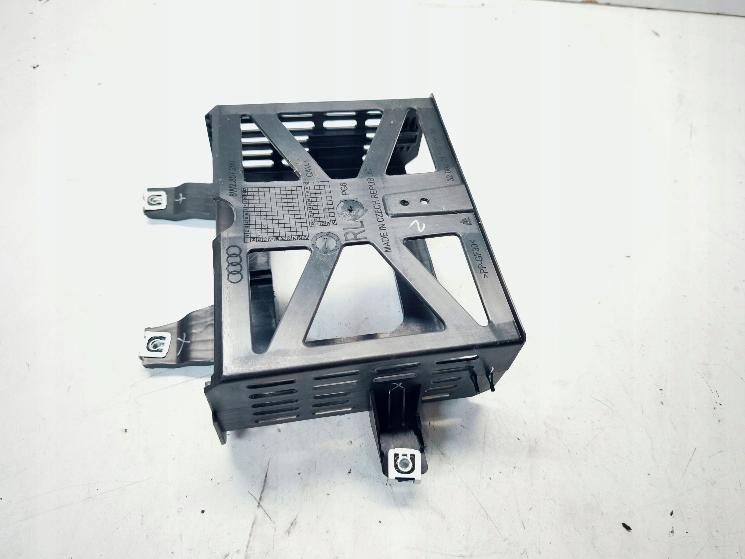 frame bracket JEDNOSTKI MMI AUDI A4 B9 8W2857290
