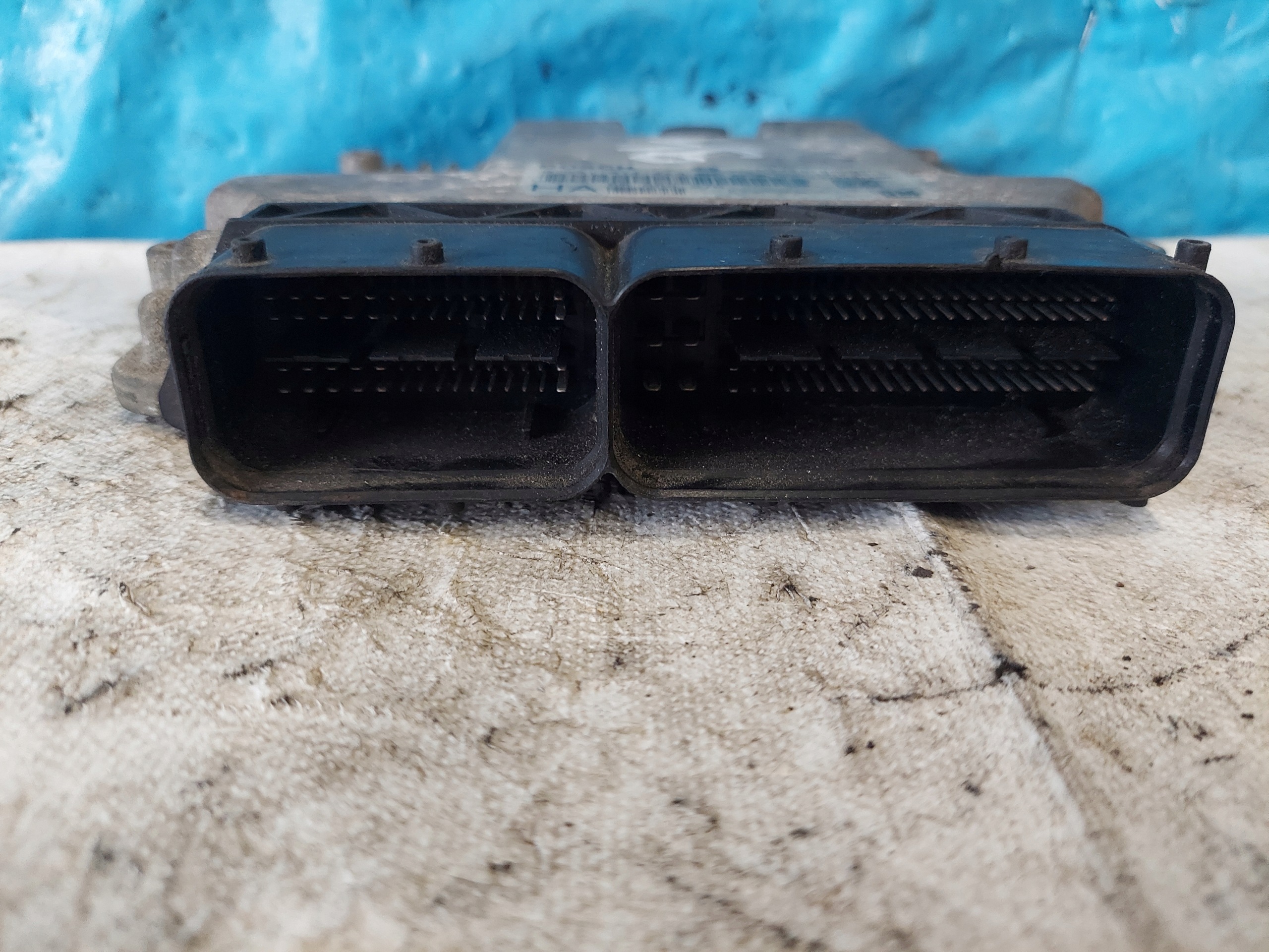 VECTRA C 1.9 CDTI 0 281014449 unité de commande électronique uce moteur
