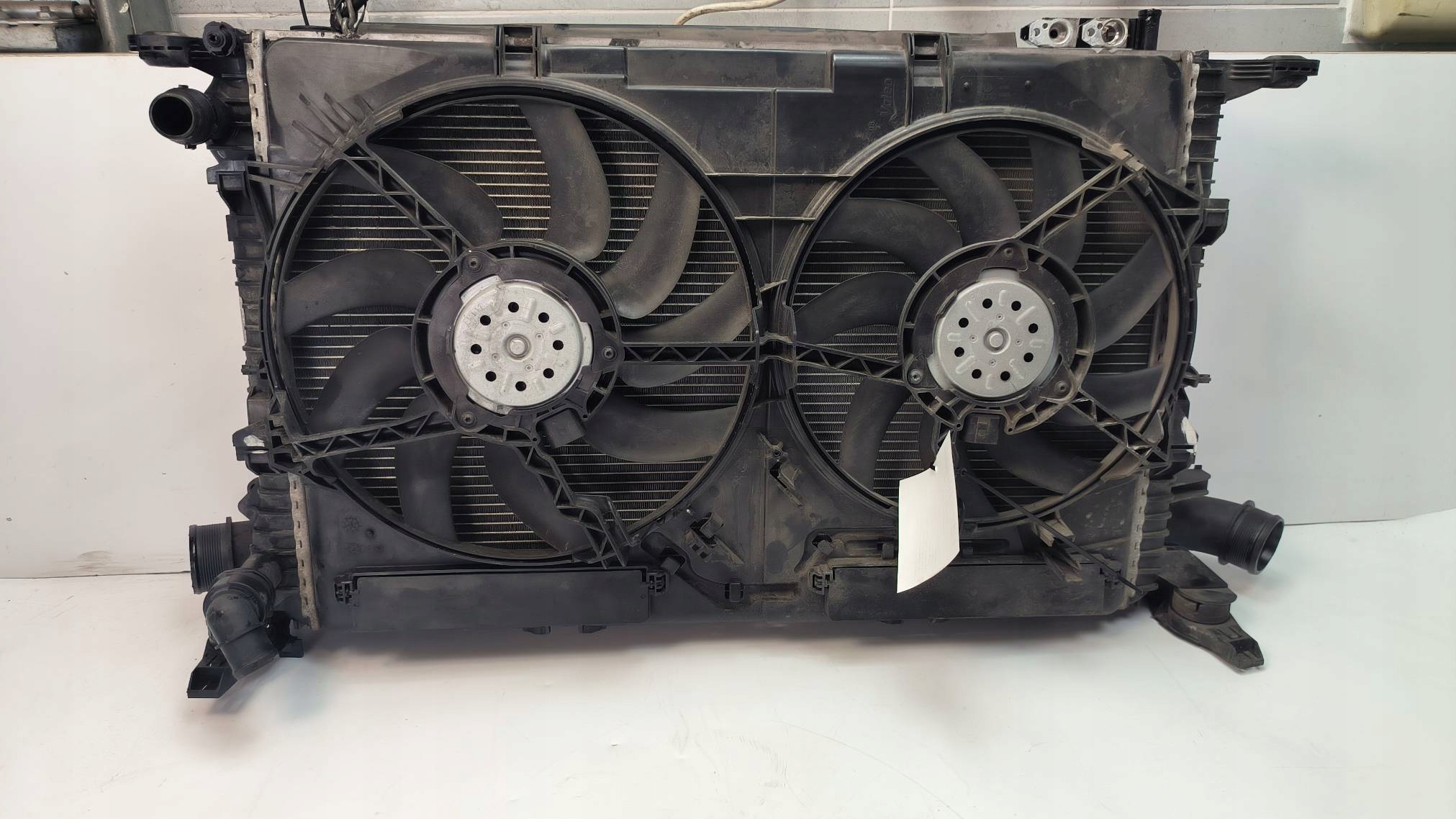 KOMPLET radiatore AUDI Q3 8U