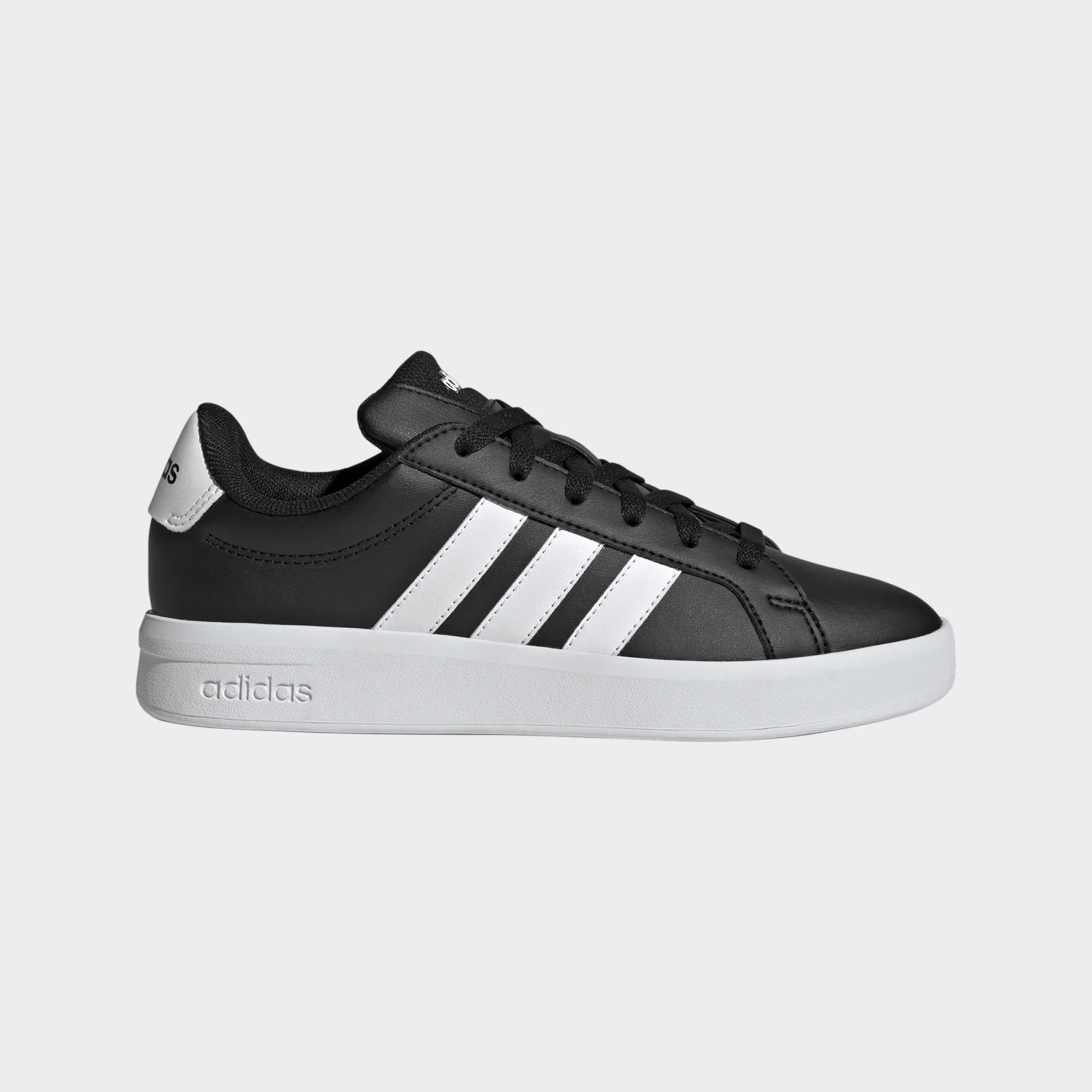 Sportovní boty Adidas Eko kůže Černé Pohodlné Grand Court JP9366 vel. 37 1/3