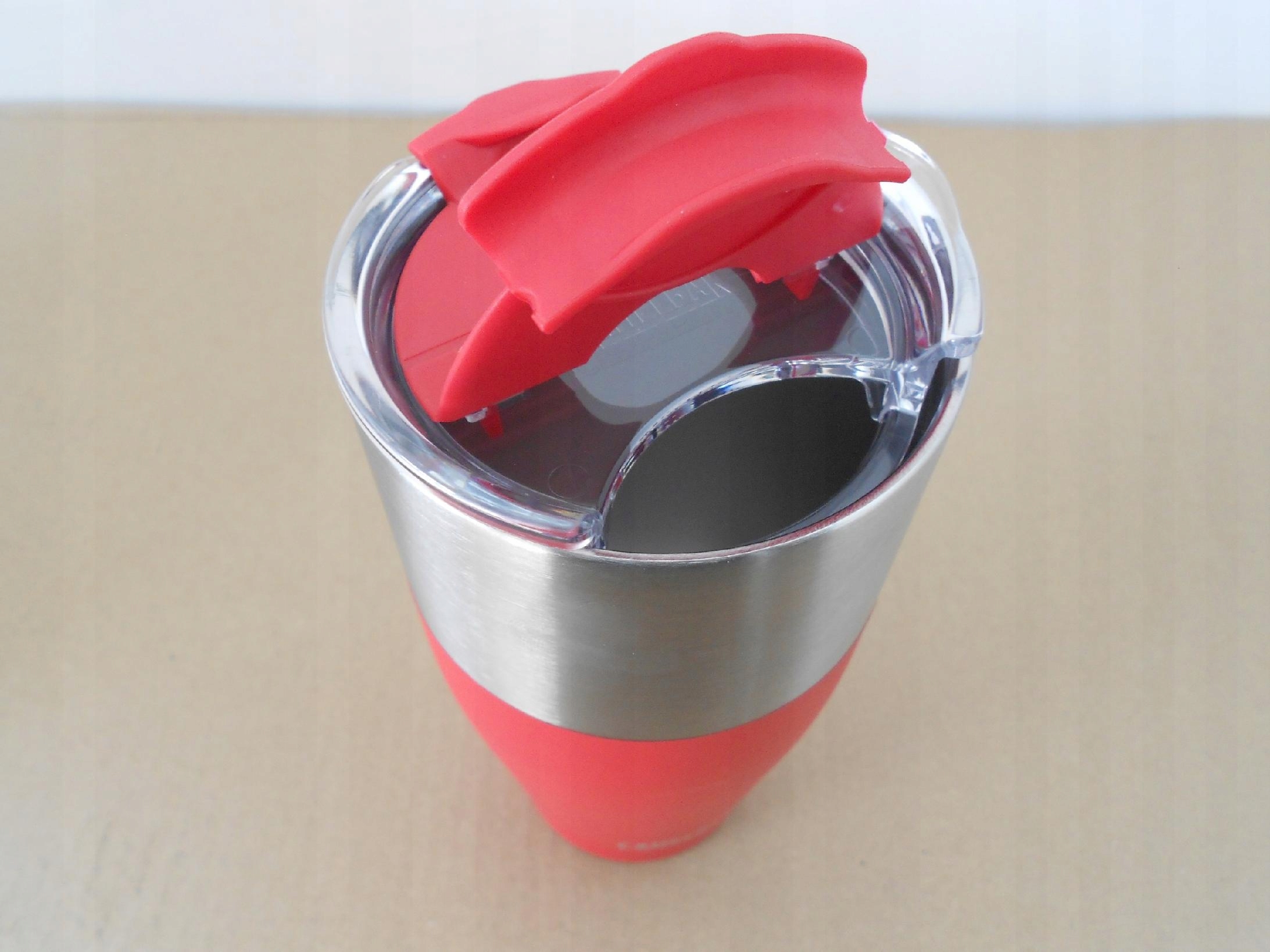 Kubek termiczny CAMELBAK Kickbak 0,6L - Czerwony Model Kick Bak