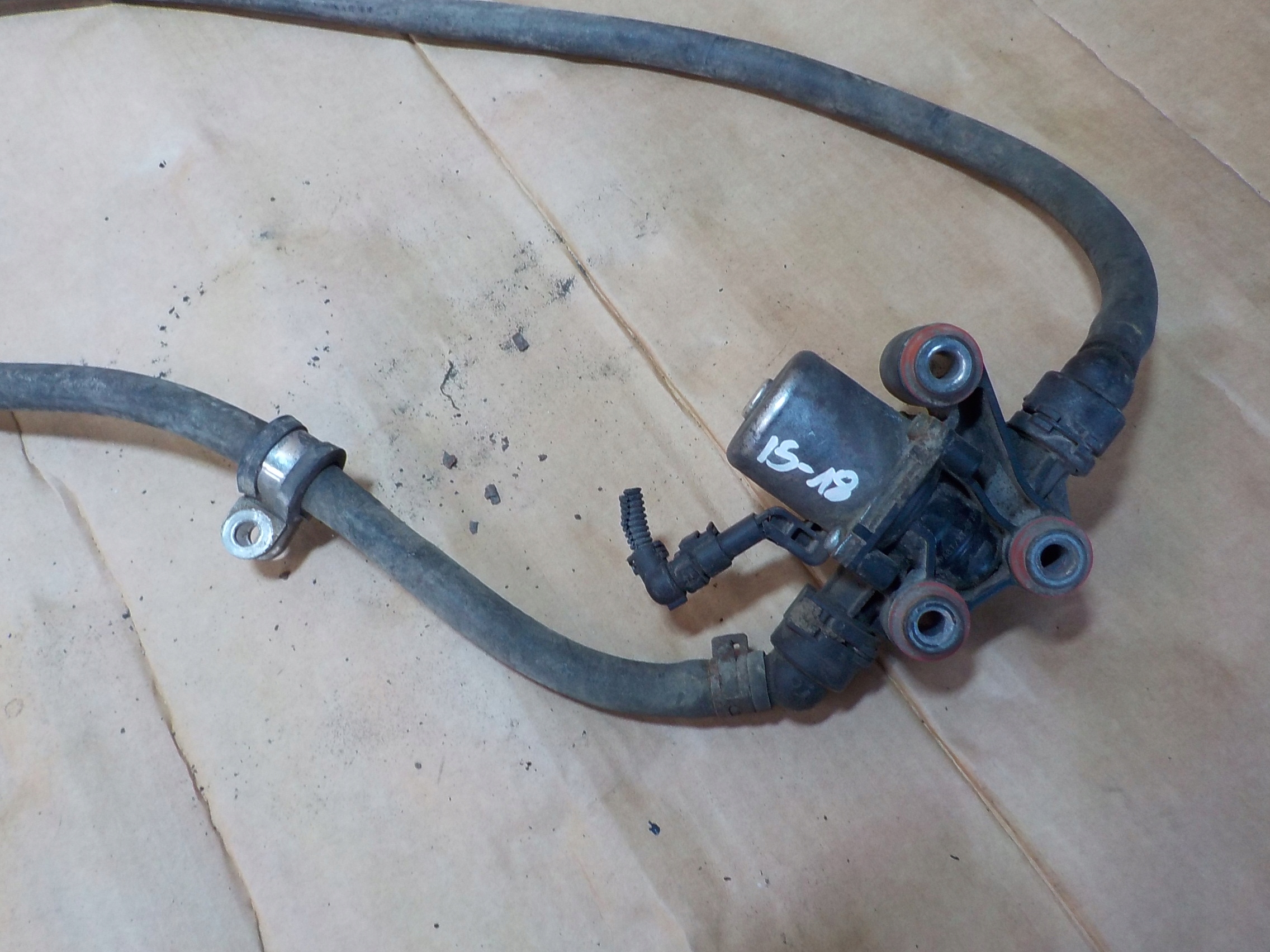 КЛАПАН НАСОСА AD-BLUE STRALIS 446091301