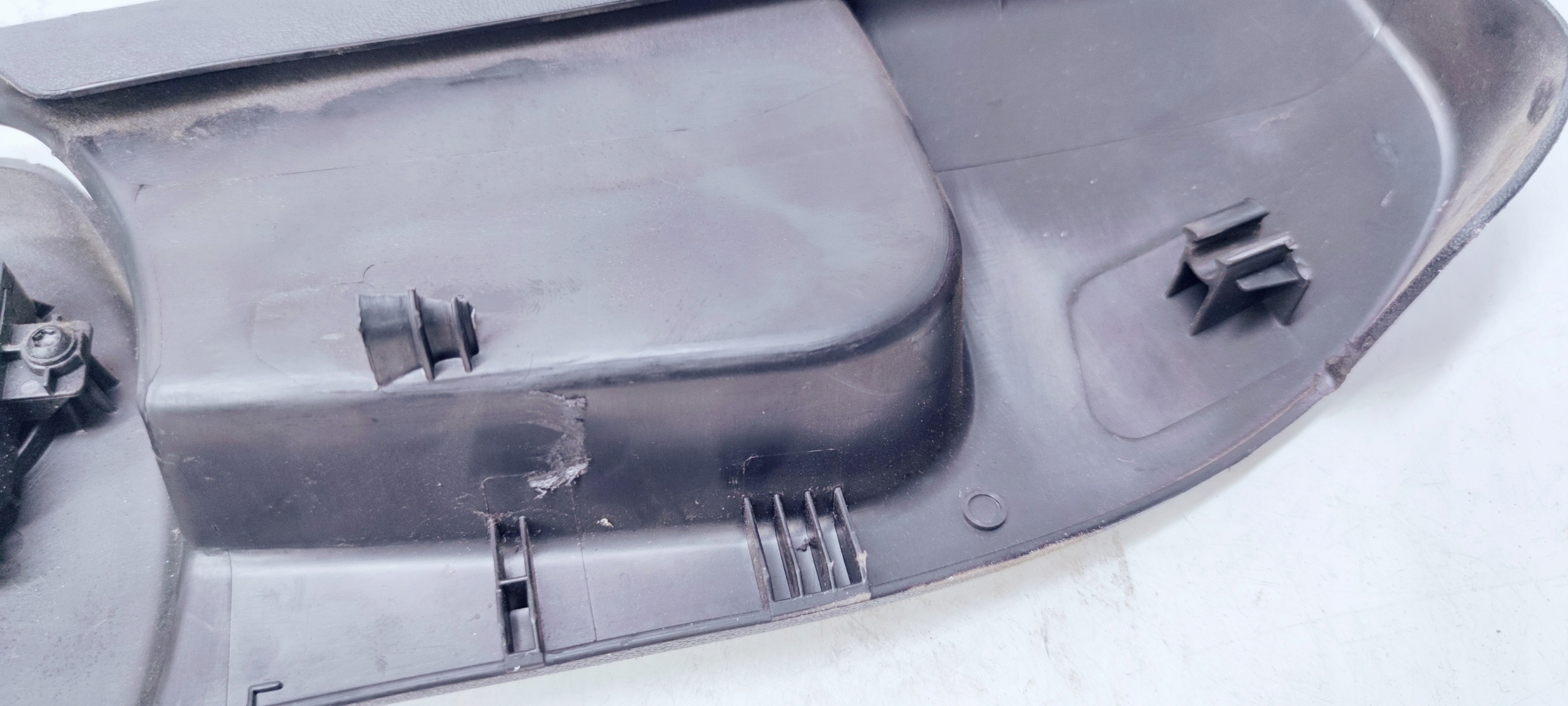 cover spoiler seat left AUDI A6 C6 2100036L
