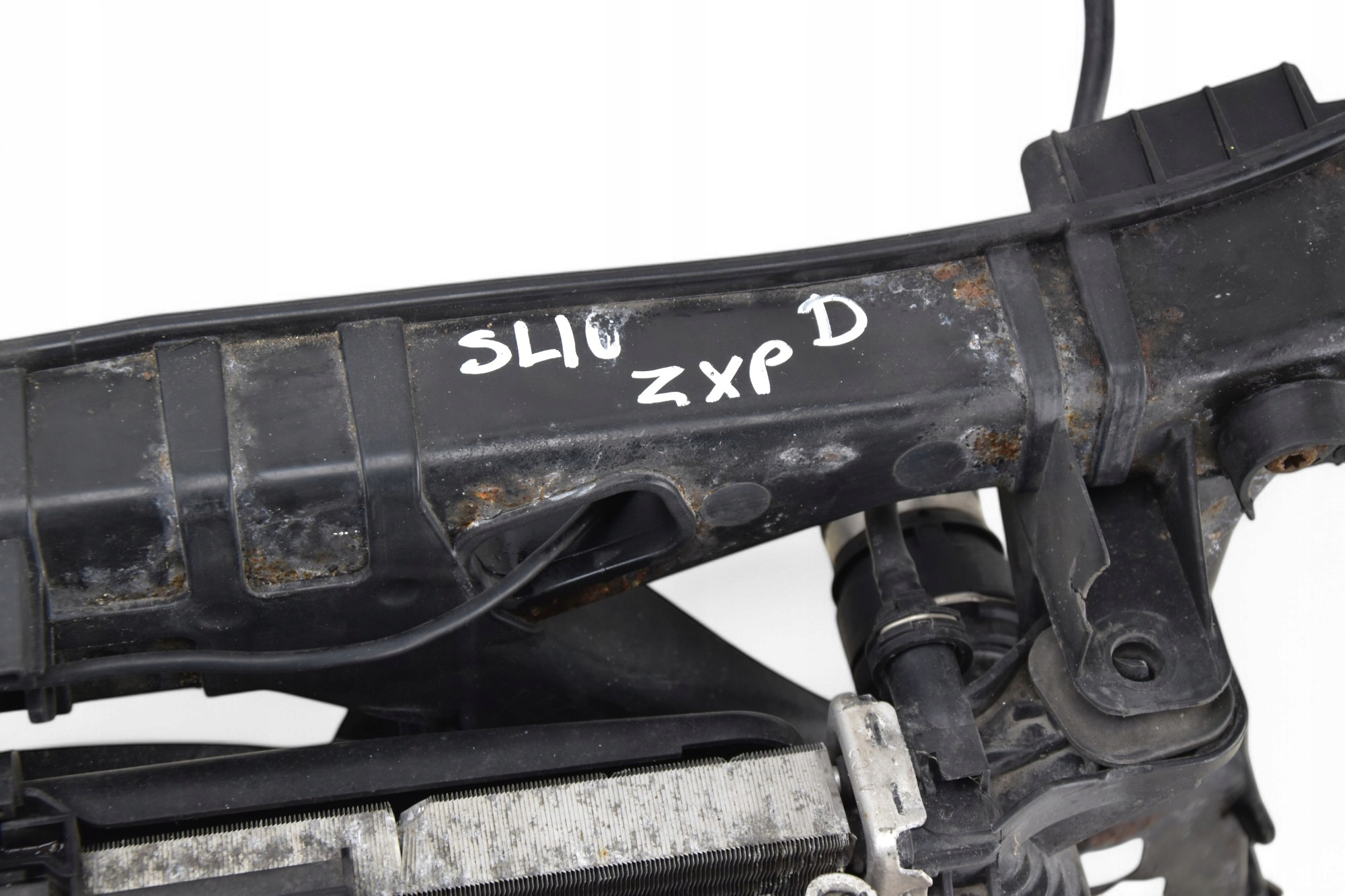 support panel for radiators AUDI A4 B8 sedan 2.0 TDI 143KM CAG Manual 2010r.