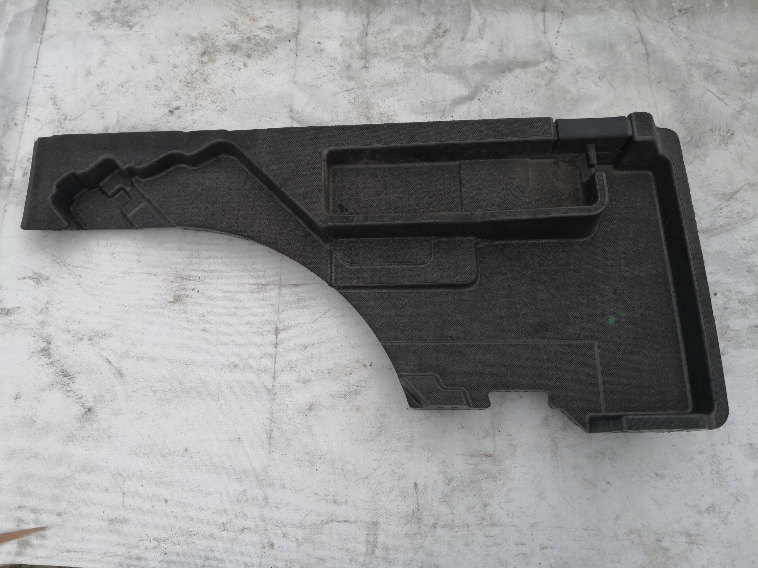 WKLAD polystirene boot left FORD MONDEO MK5