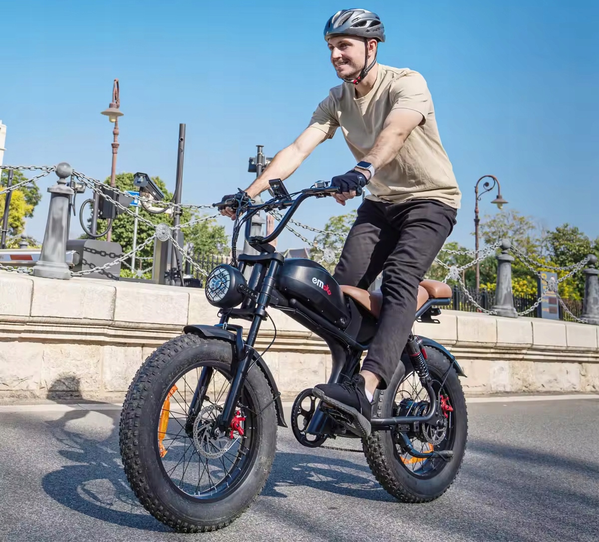 Rower elektryczny terenowy 1500 W 48 V 20AH 55 KM/h Hamulec olejowy 20 ”* 4,0” Gruba opona Hamulce tarczowe hydrauliczne