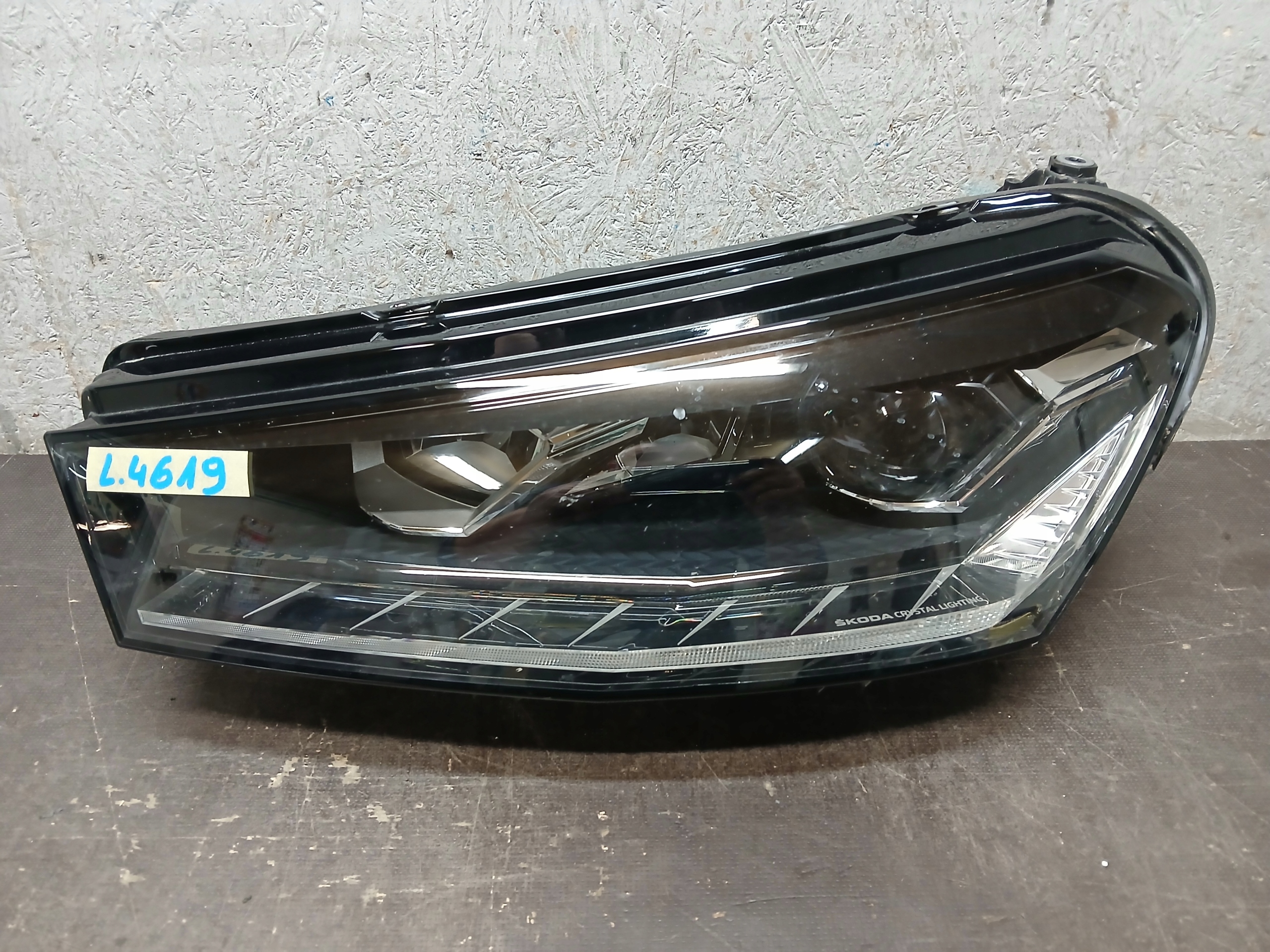 light front left SKODA FABIA IV 4 FULL LED 6VB941015B