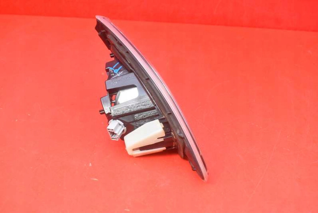 light right rear part rear BBM4-51-3E0 MAZDA 3 2 II BL sedan 09-13