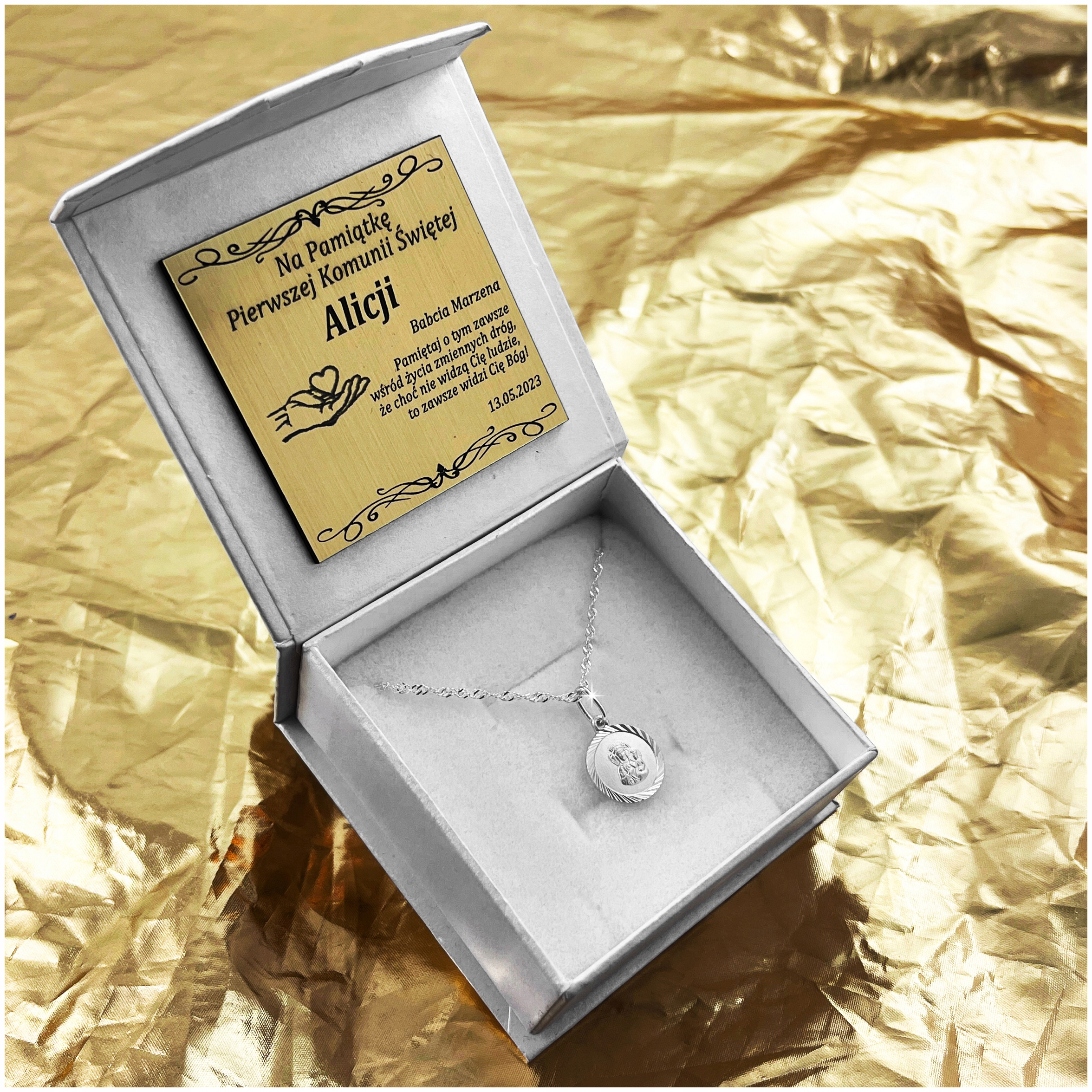 SREBRNY ŁAŃCUSZEK Z MEDALIKIEM PR. 925 PAMIĄTKA I KOMUNII ŚWIĘTEJ + GRATISY Kolekcja Na Komunię Komunijny Chrzest Grawer Zawieszka