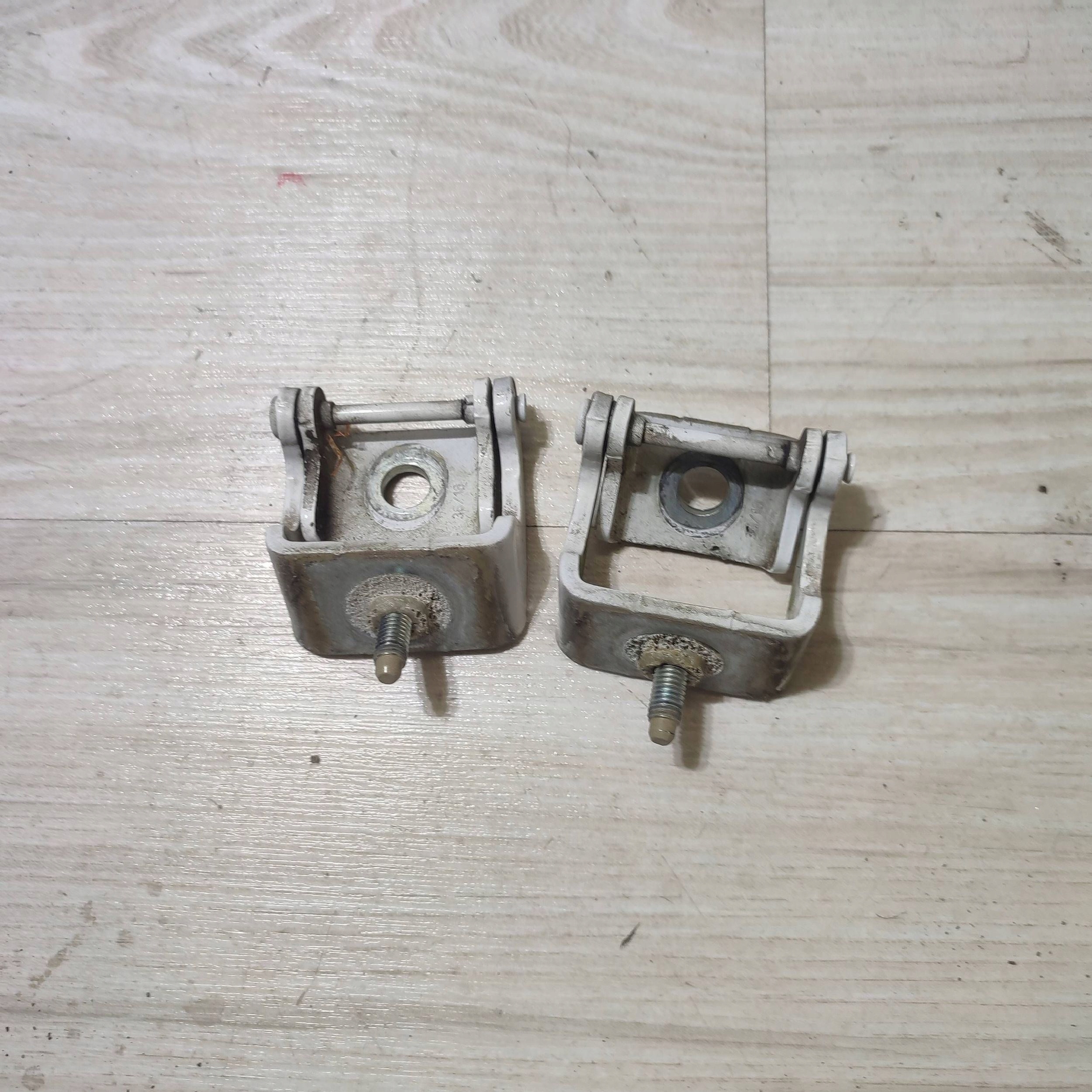 hinges bonnet boot Peugeot Rifter