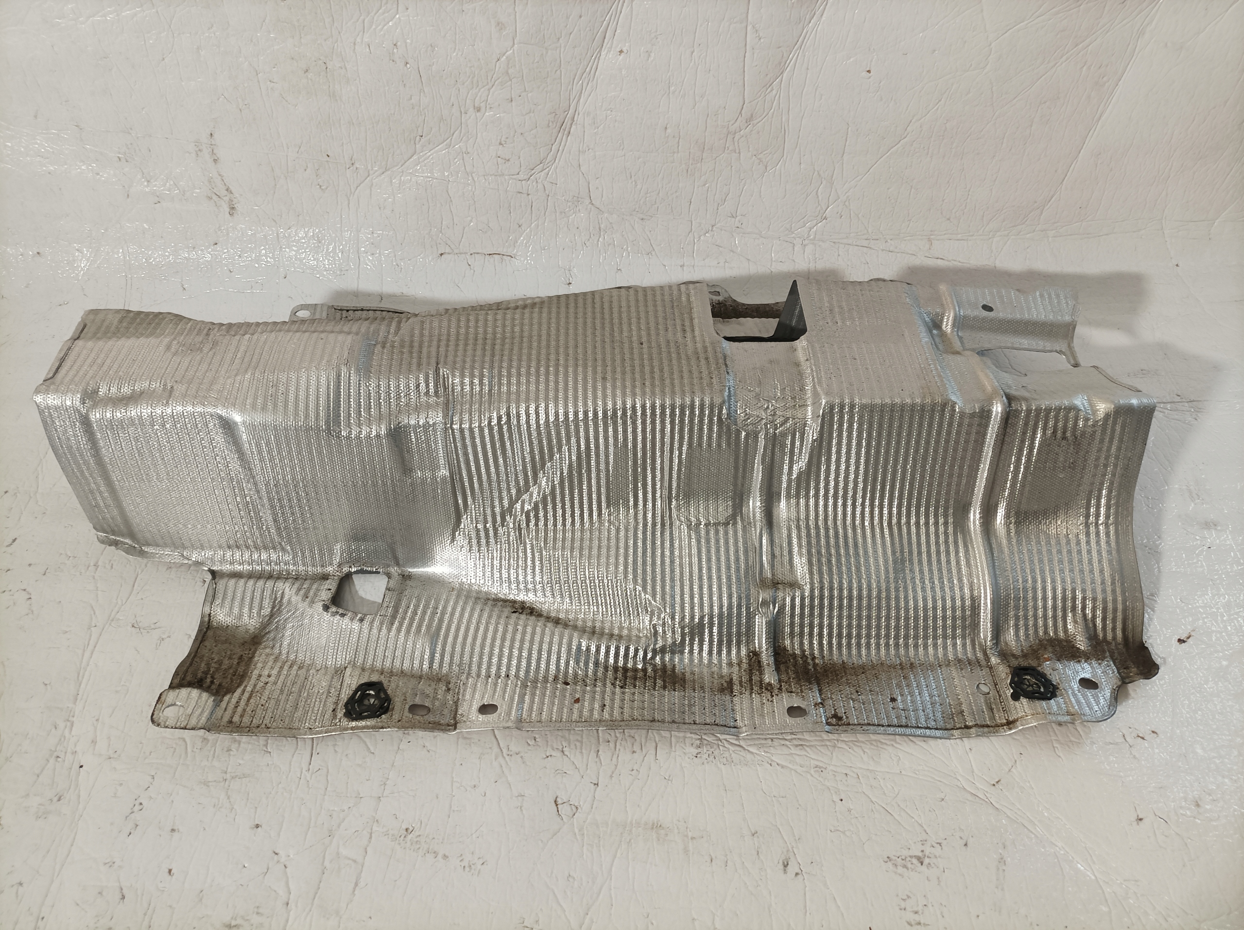 AUDI A4 B9 Blende Abdeckung TERMICZNA TUNELU 8W0804160A