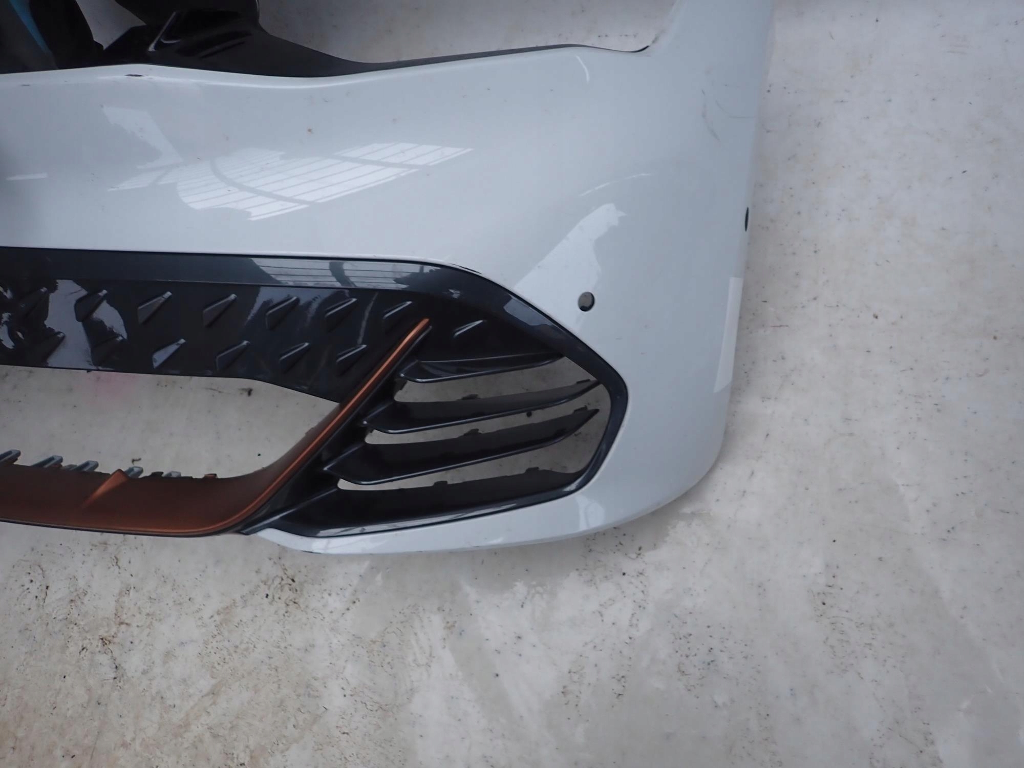 CUPRA BORN 21-> bumper front front PDC