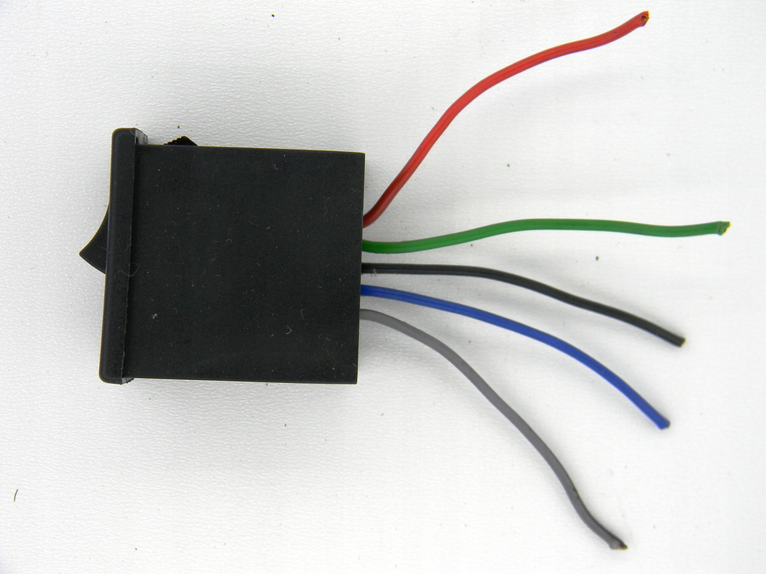 ЕРЕКЛЮЧАТЕЛЬ LPG