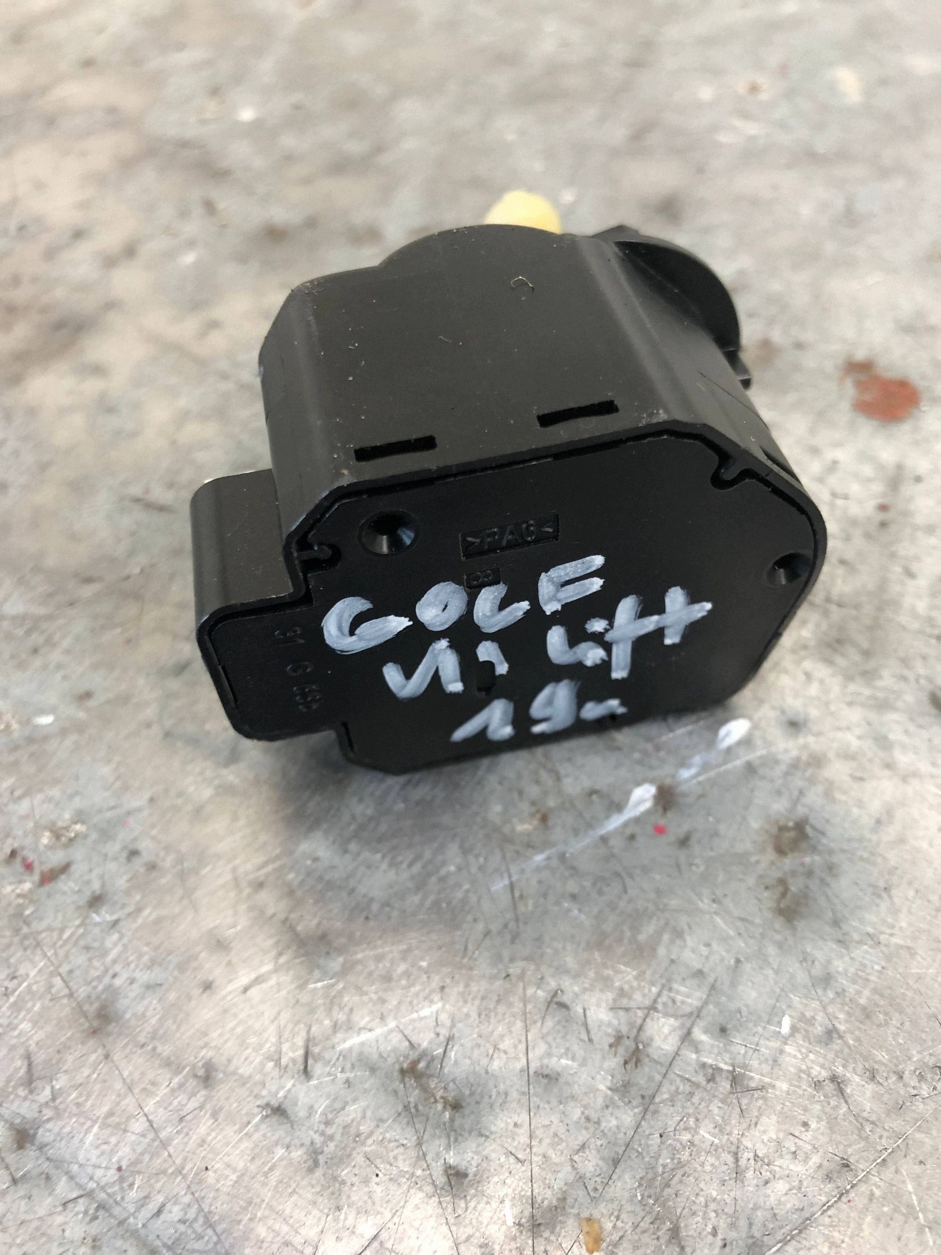 Motor Regulations- Leuchten VW GOLF VII LIFT 010553-01