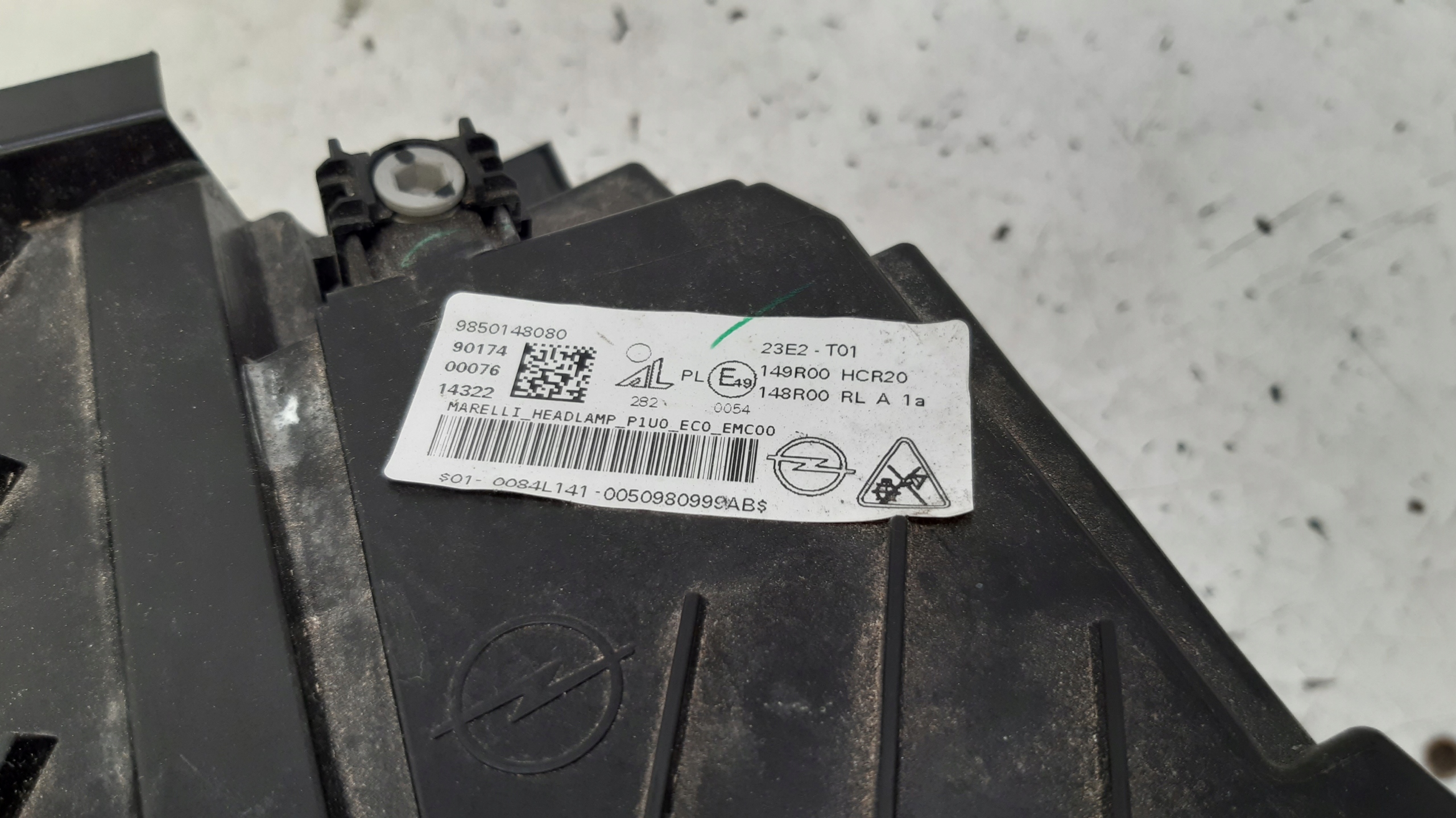 light right front full LED 9850148080 Opel Grandland II