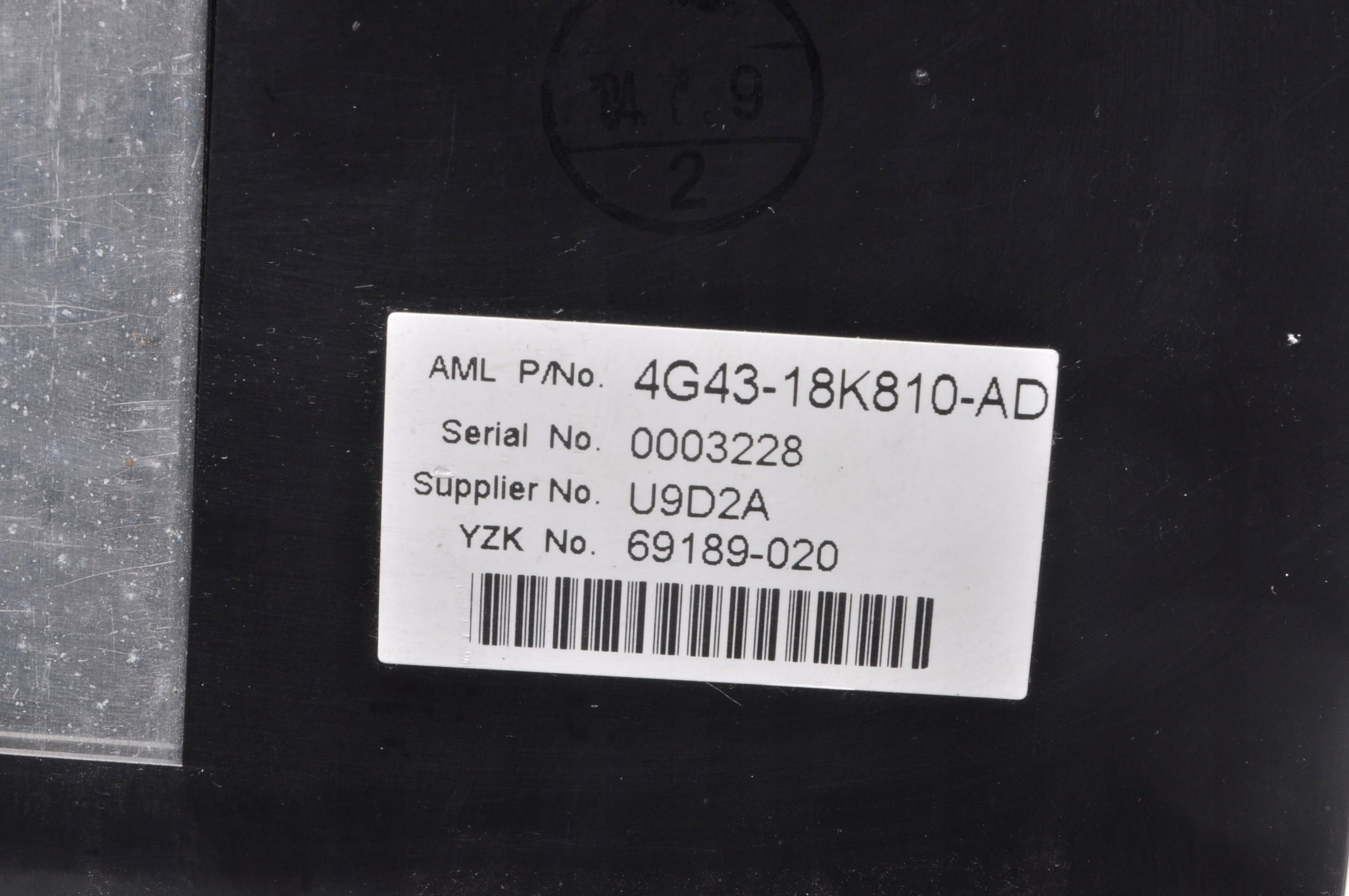 Aston Martin DB9 дисплей 4G43-18K810-AD