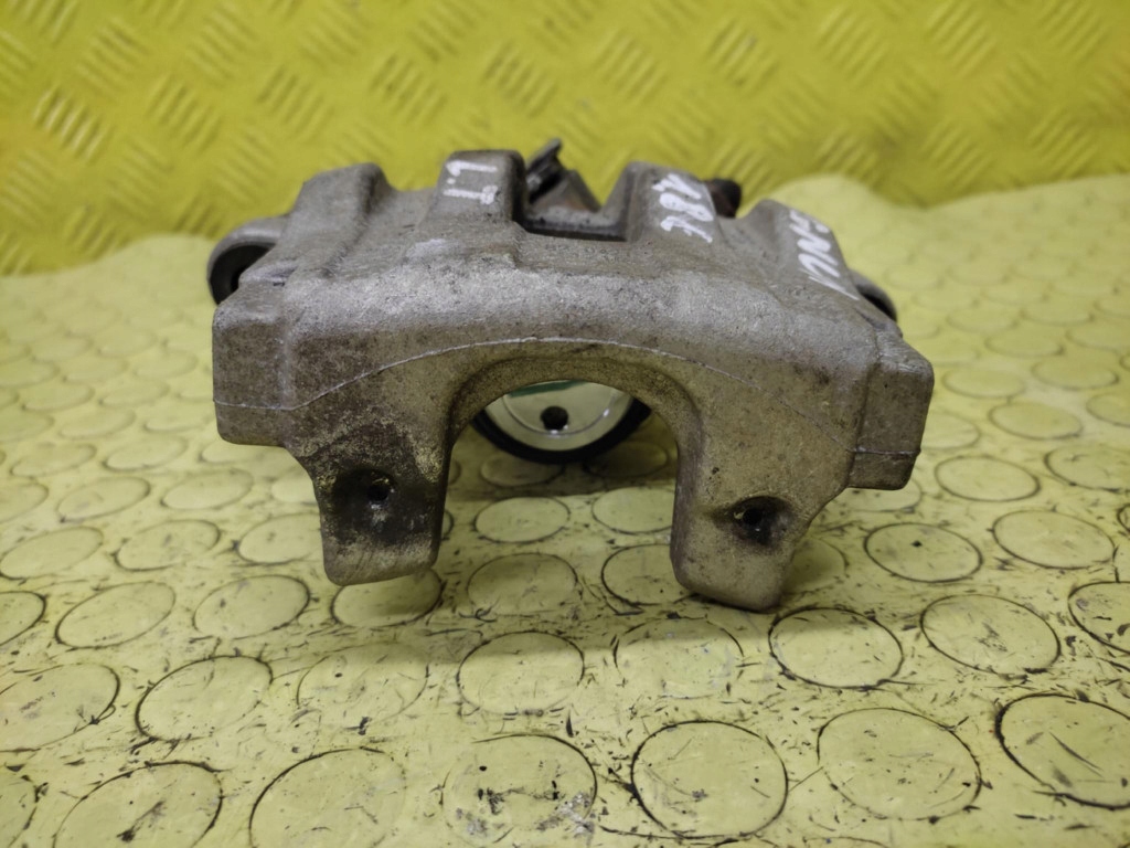 OPEL SIGNUM 1.8 caliper brake left rear part
