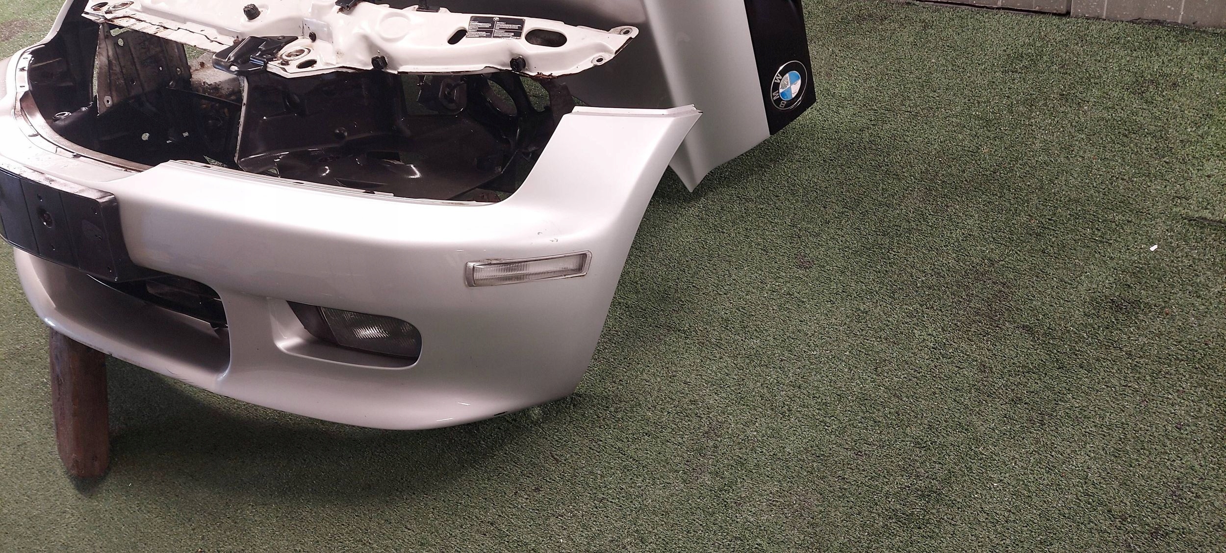 bumper front +sider BMW Z3 m-packet complete LAK: 354 TITANSILBER