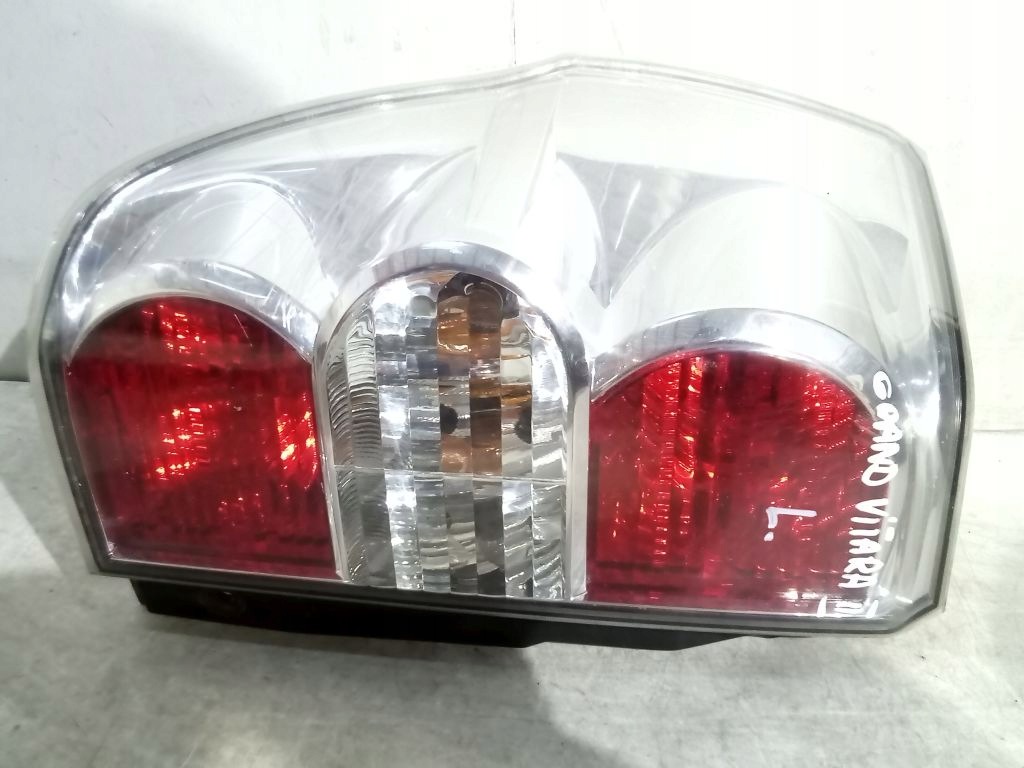Suzuki Grand Vitara II 2 3D light left rear part rear