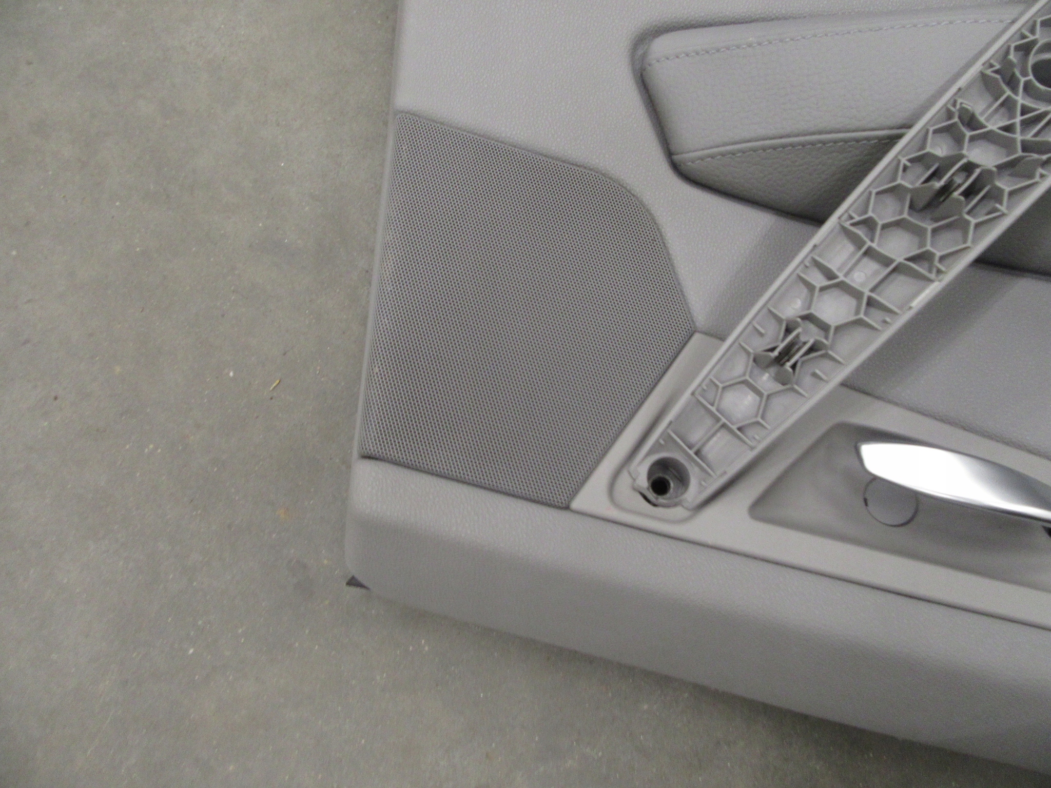 side upholstery door left rear part BMW e83 X3