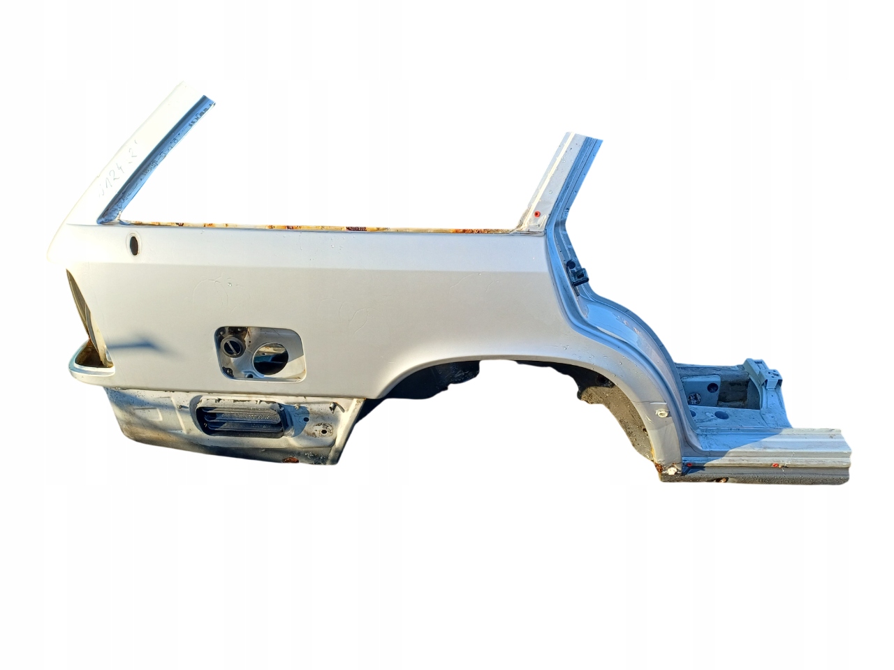 MERCEDES E W124 4MATIC 84- KOMBI ĆWIARTKA BŁOTNIK LEWY TYŁ