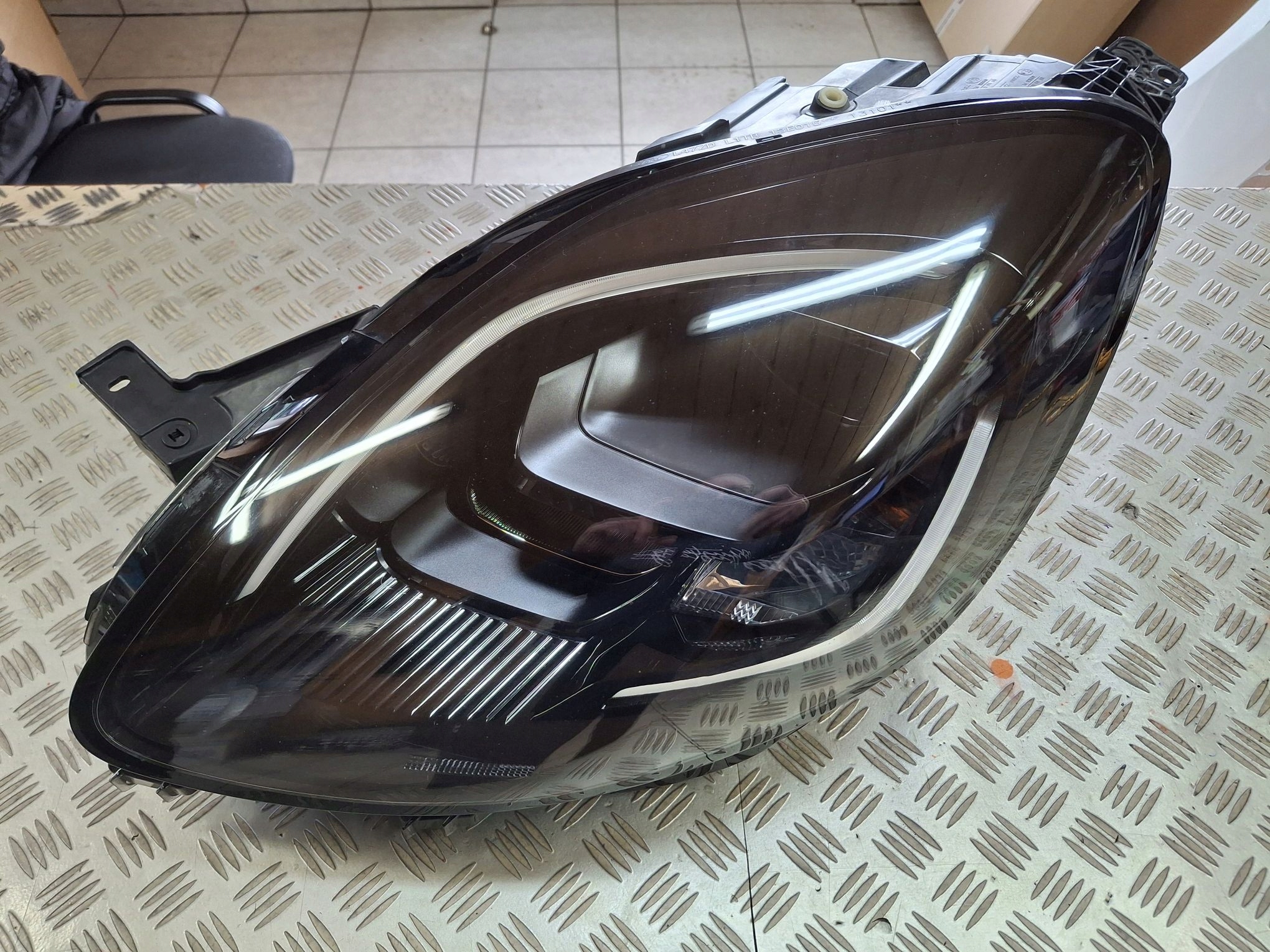 light left front LED+H1 FORD PUMA II 2019R->