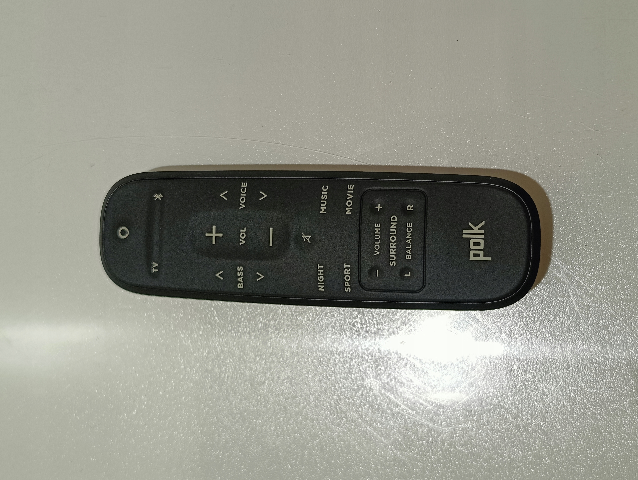 ORGINALNY Pilot SOUNDBARA POLK AUDIO REACT 2.0 180 W Kolor czarny
