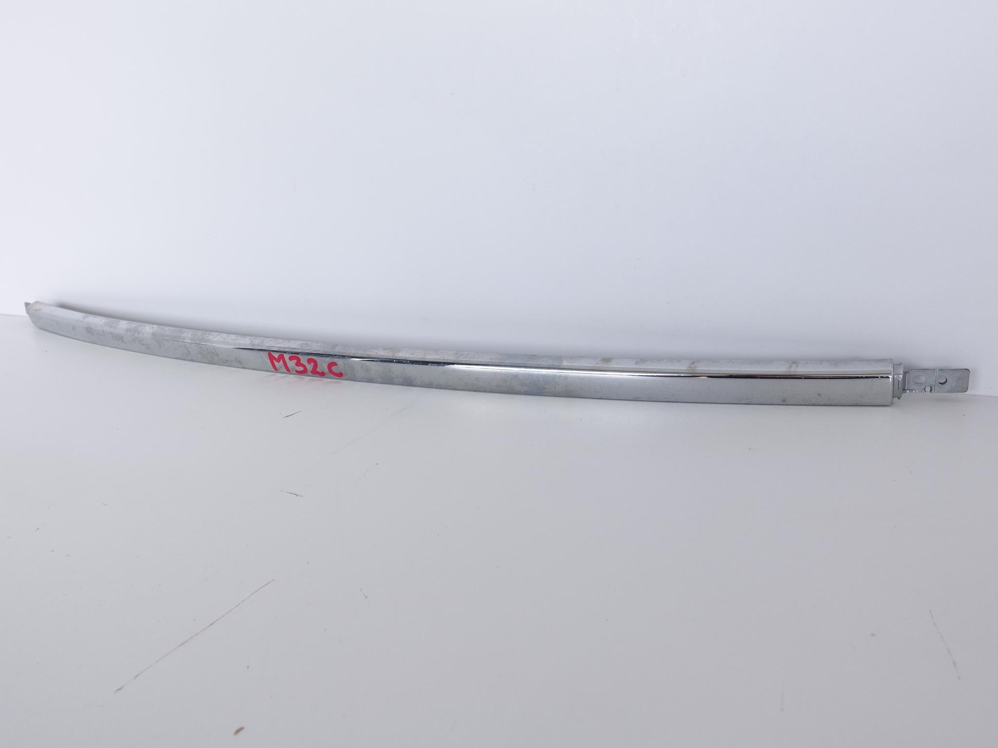 MITSUBISHI LANCER X 07-15 moulding upper grill