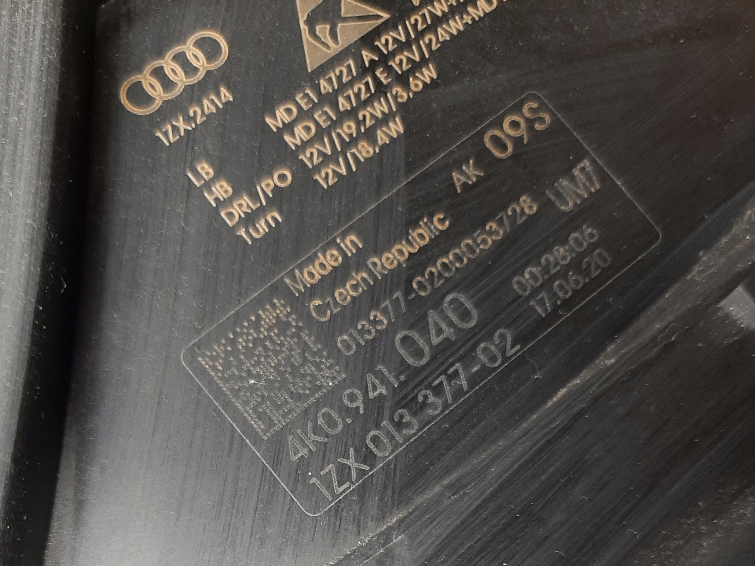 Audi A6 C8 Lampa Reflektor MATRIX LED 4K0941040 Producent części Audi OE