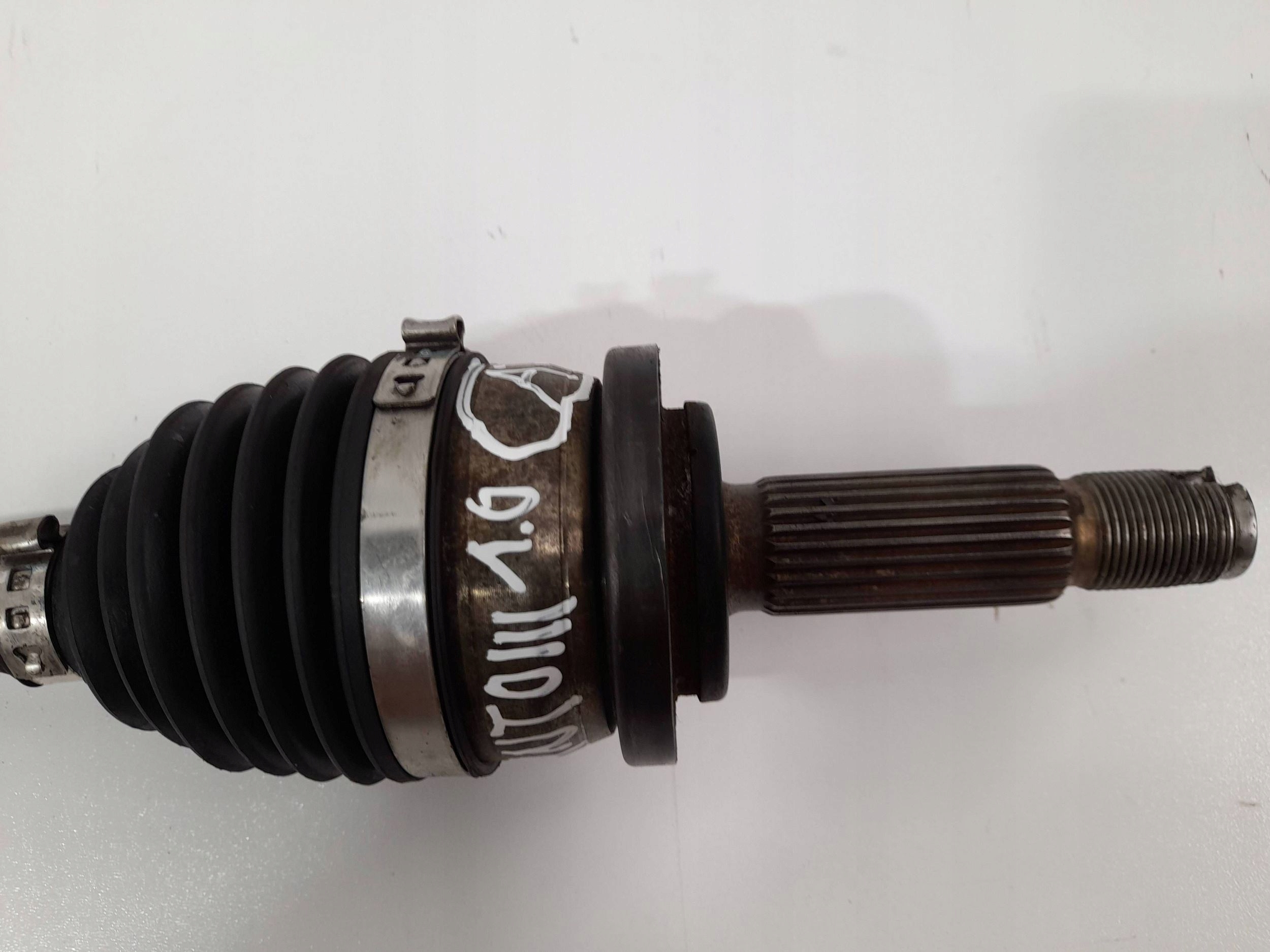 KIA Picanto III 1.0 semi-axis front left 49500G6000 (A721)