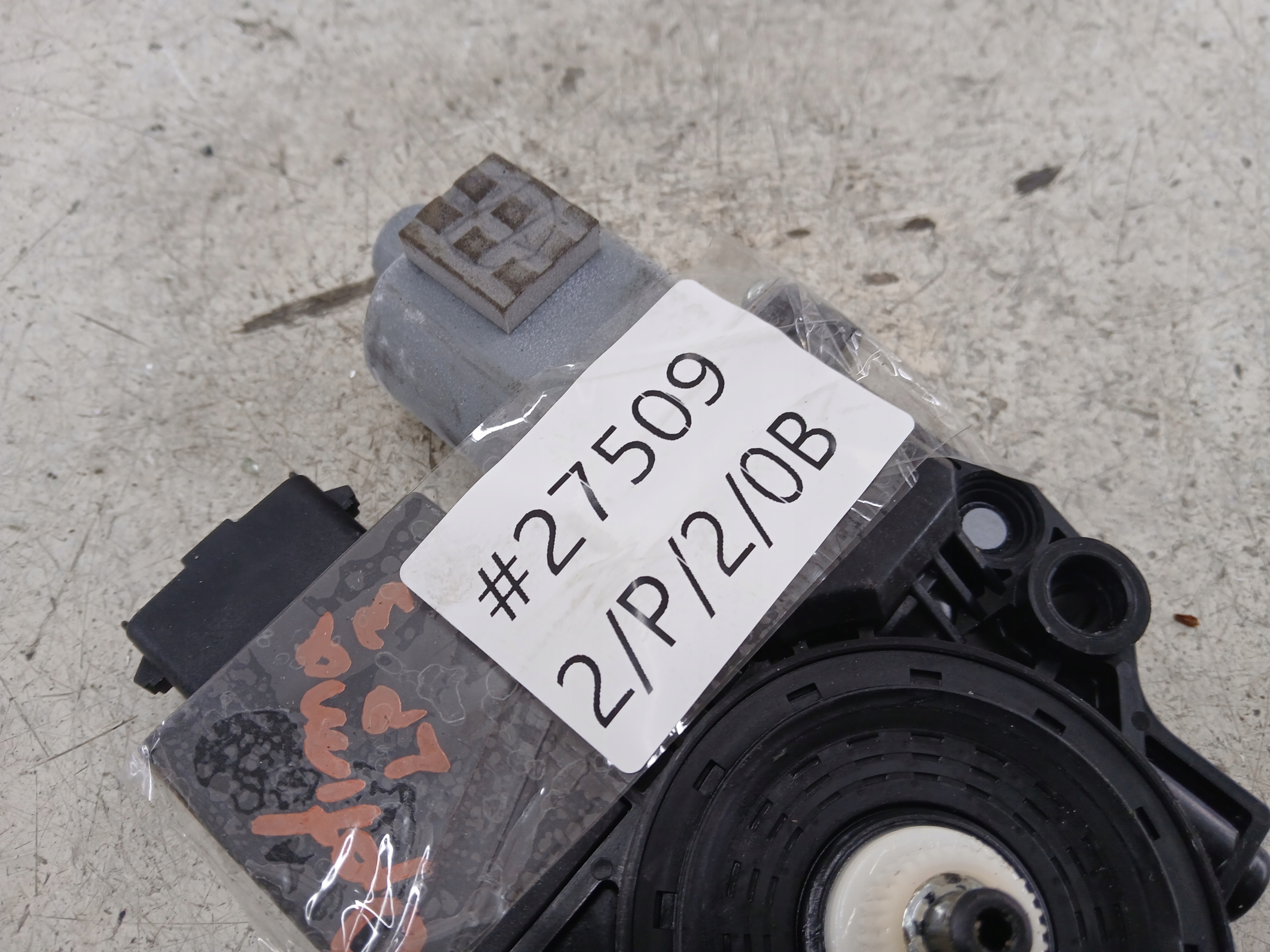 KIA OPTIMA IV mini motor windows left front 82450D4000