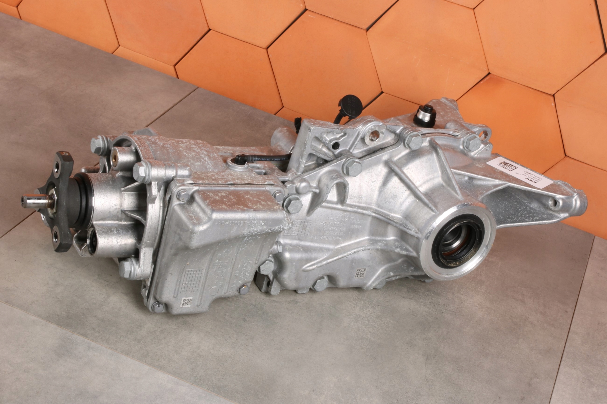 MINI COUNTRYMAN U25 ALL4 differential rear differential diff 8839657 281 km !!!