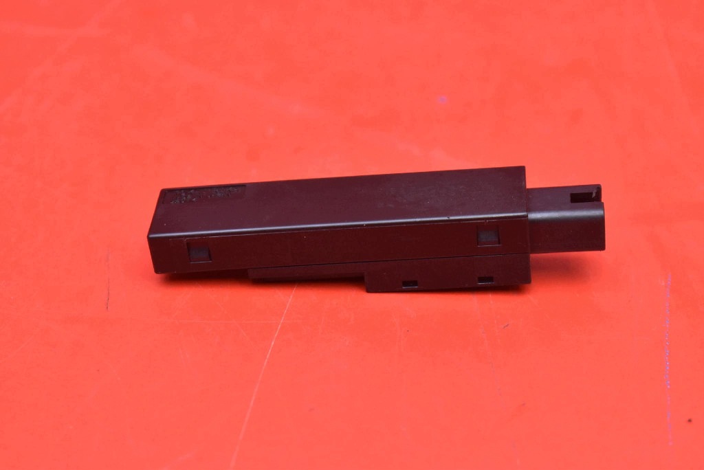 ANTENA LEXUS LS 4 IV LS600H 06-09