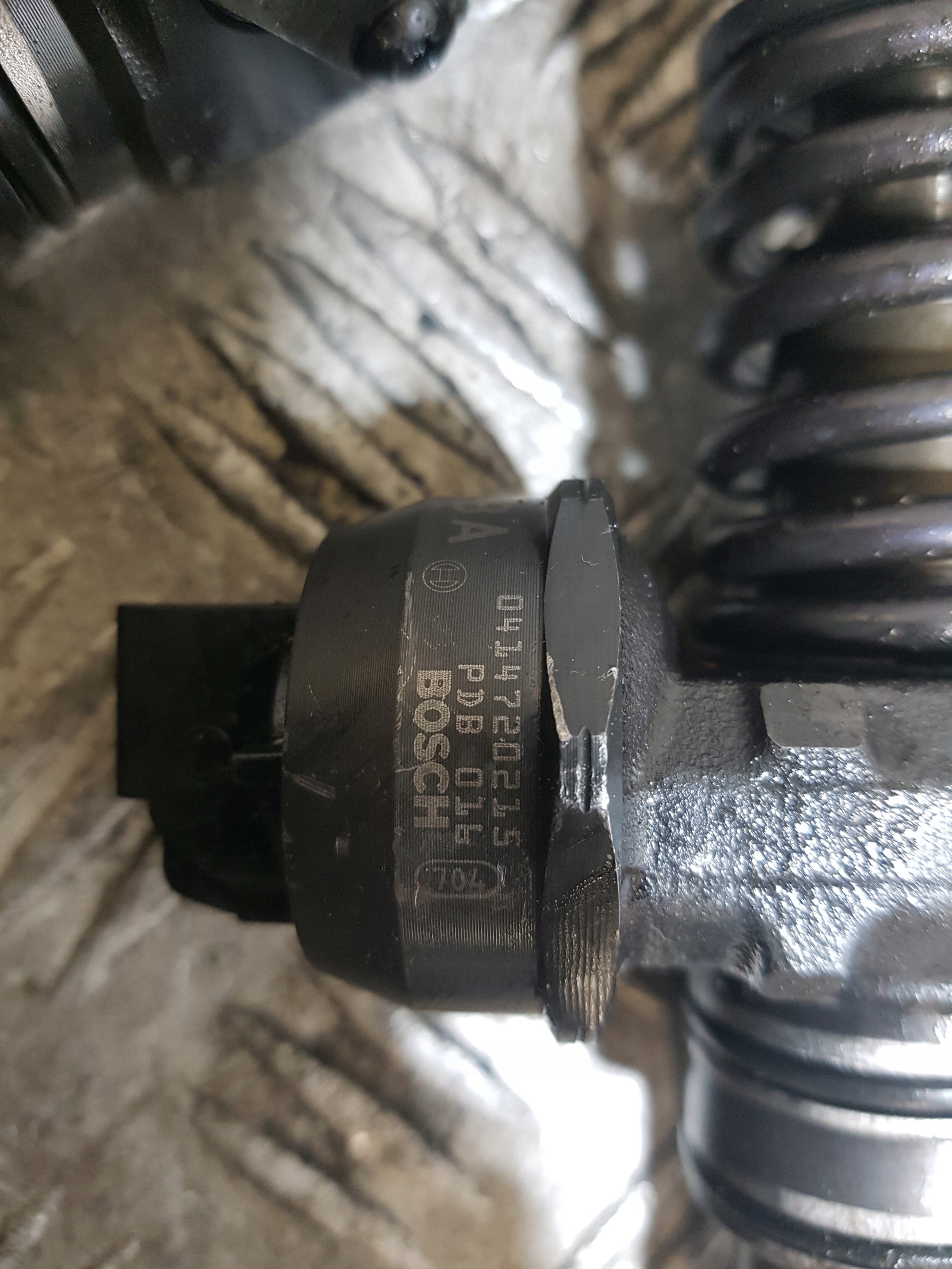 POMPOWTRYSKIWACZE KOMPLET VOLKSWAGEN GOLF 4 0414720215