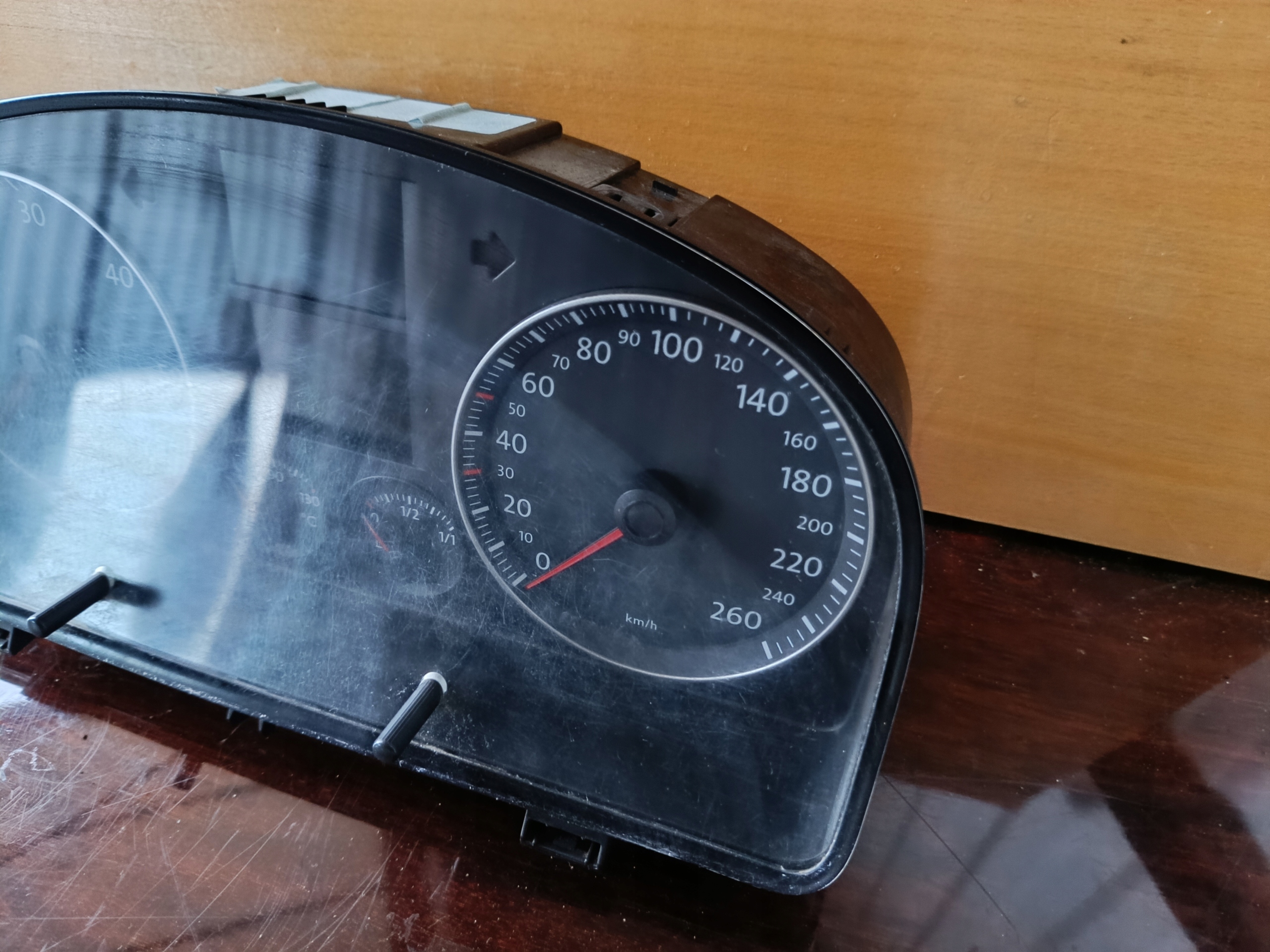 dials dials VOLKSWAGEN TOURAN 1.9TDI 1T0920850G